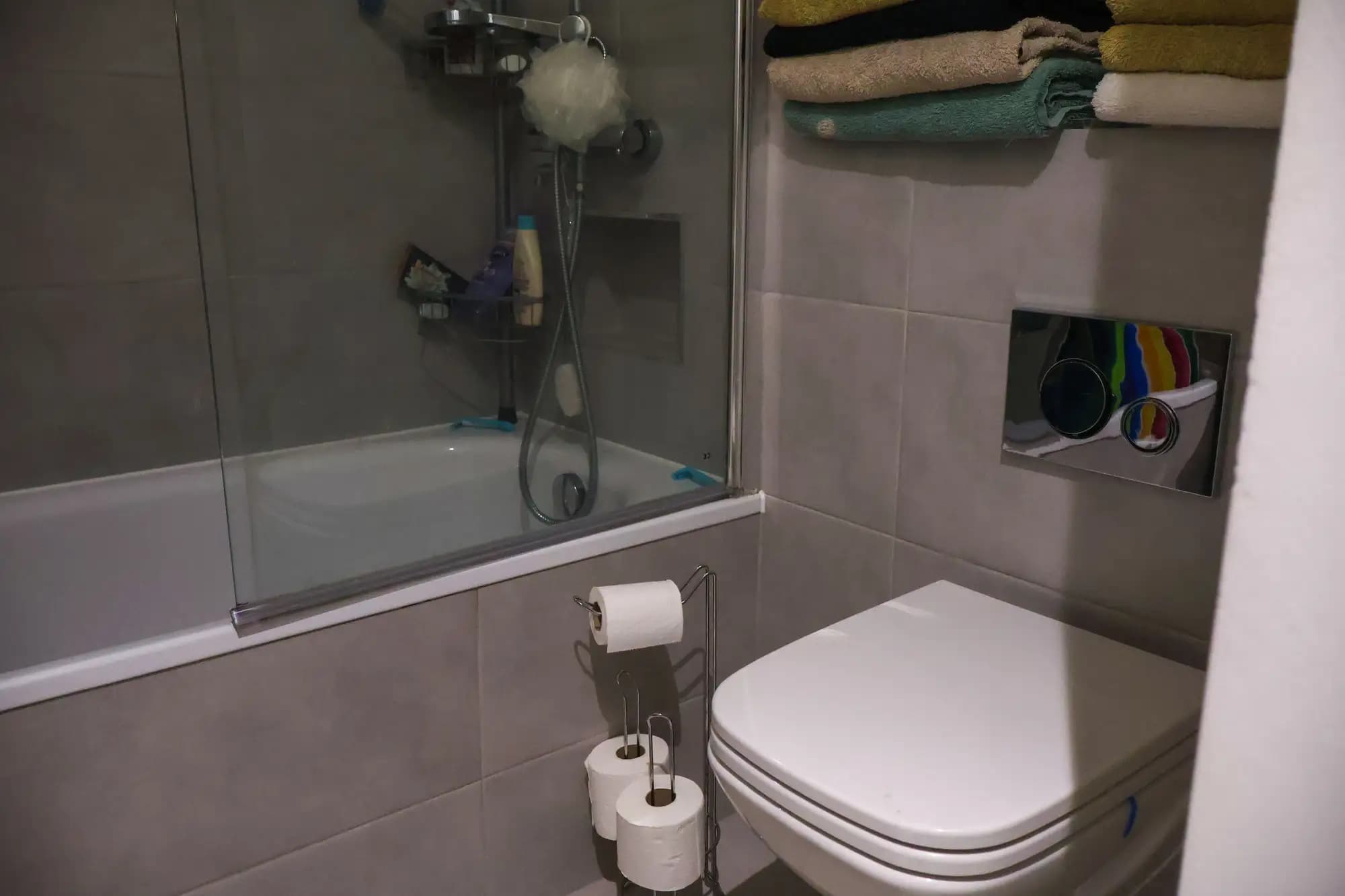 property photo 8 of 24