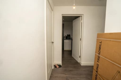property photo 21 of 25