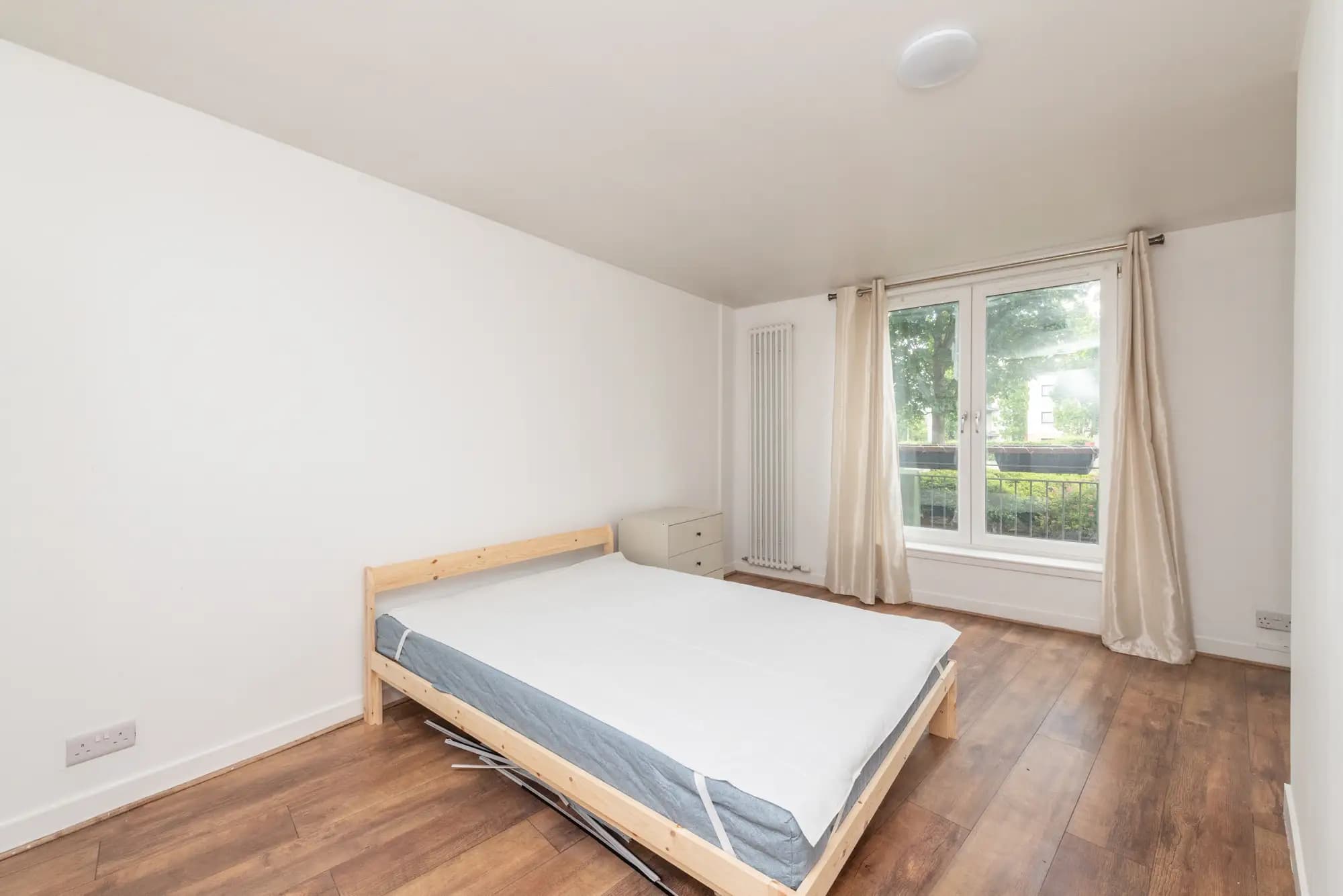 property photo 13 of 19