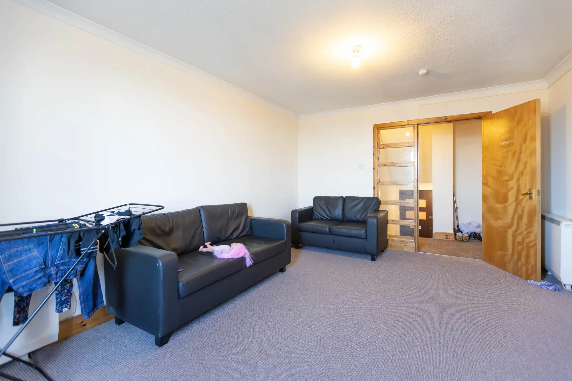 property photo 2 of 32