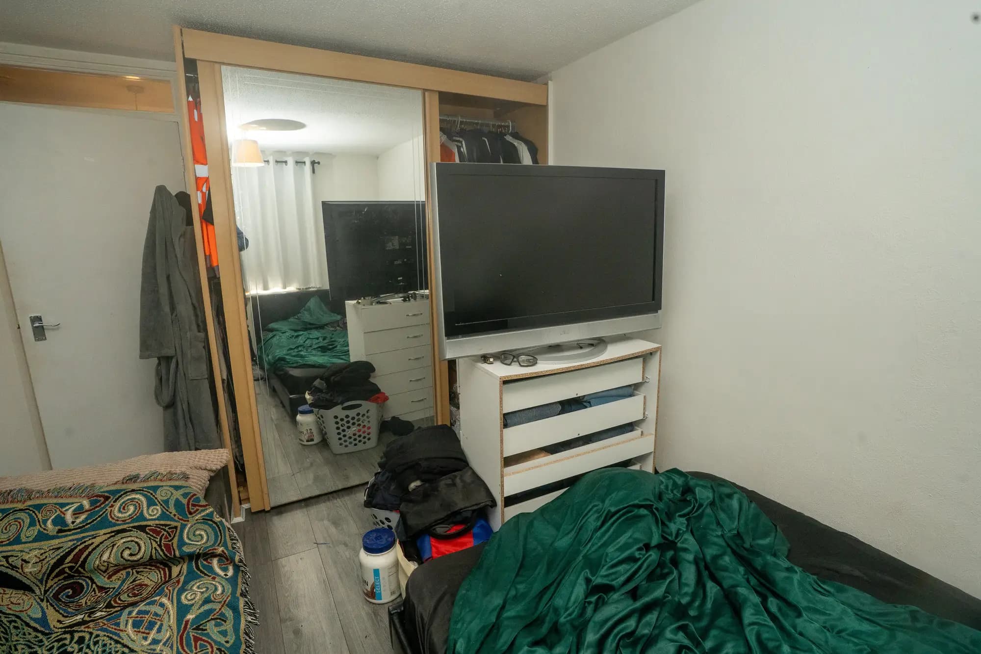 property photo 13 of 17