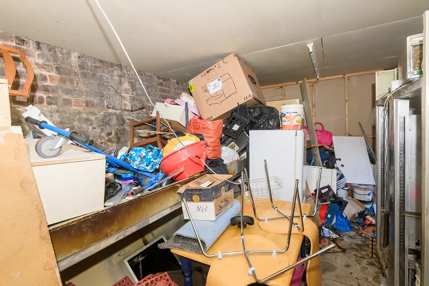 property photo 13 of 18