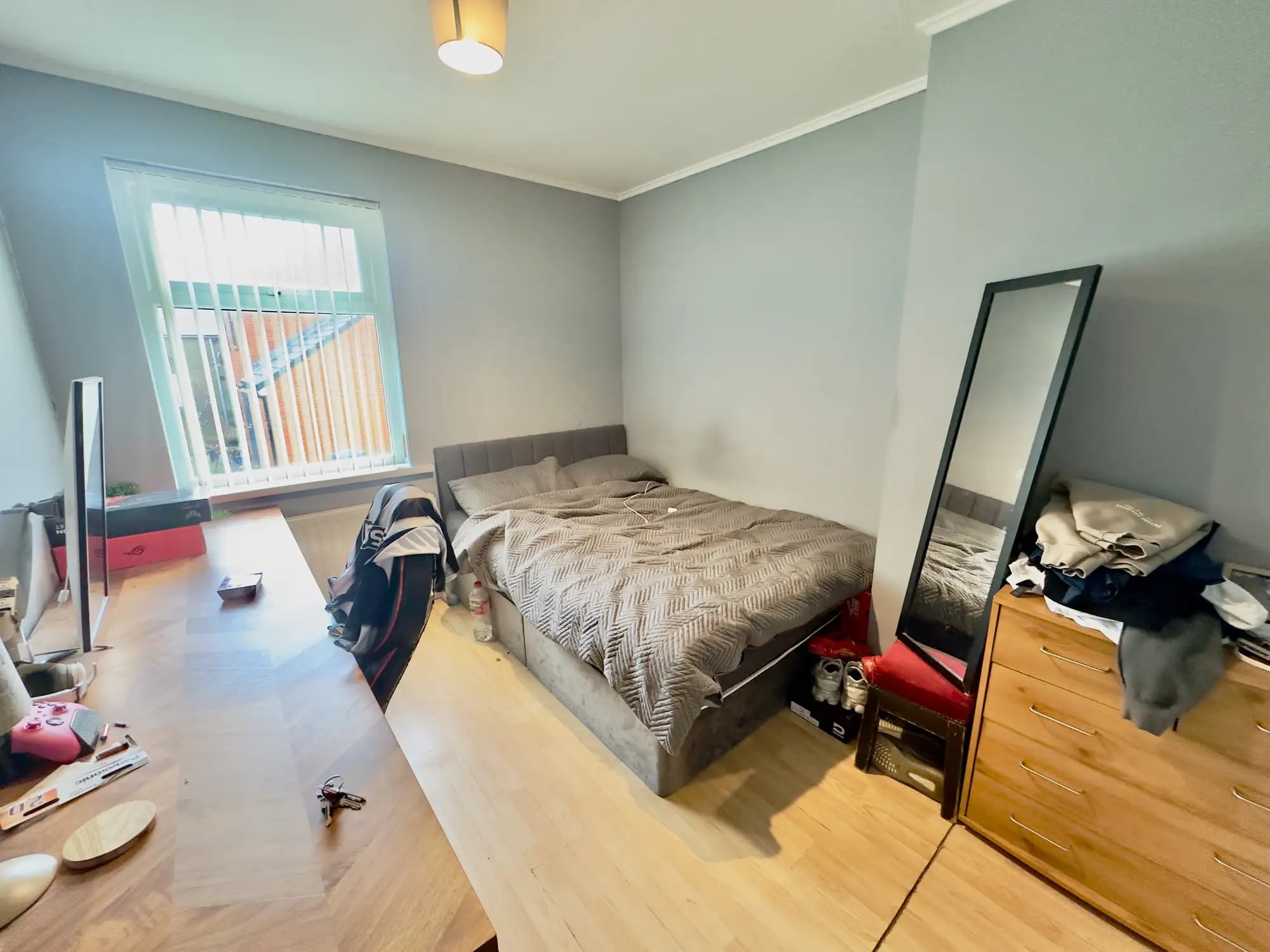 property photo 16 of 31