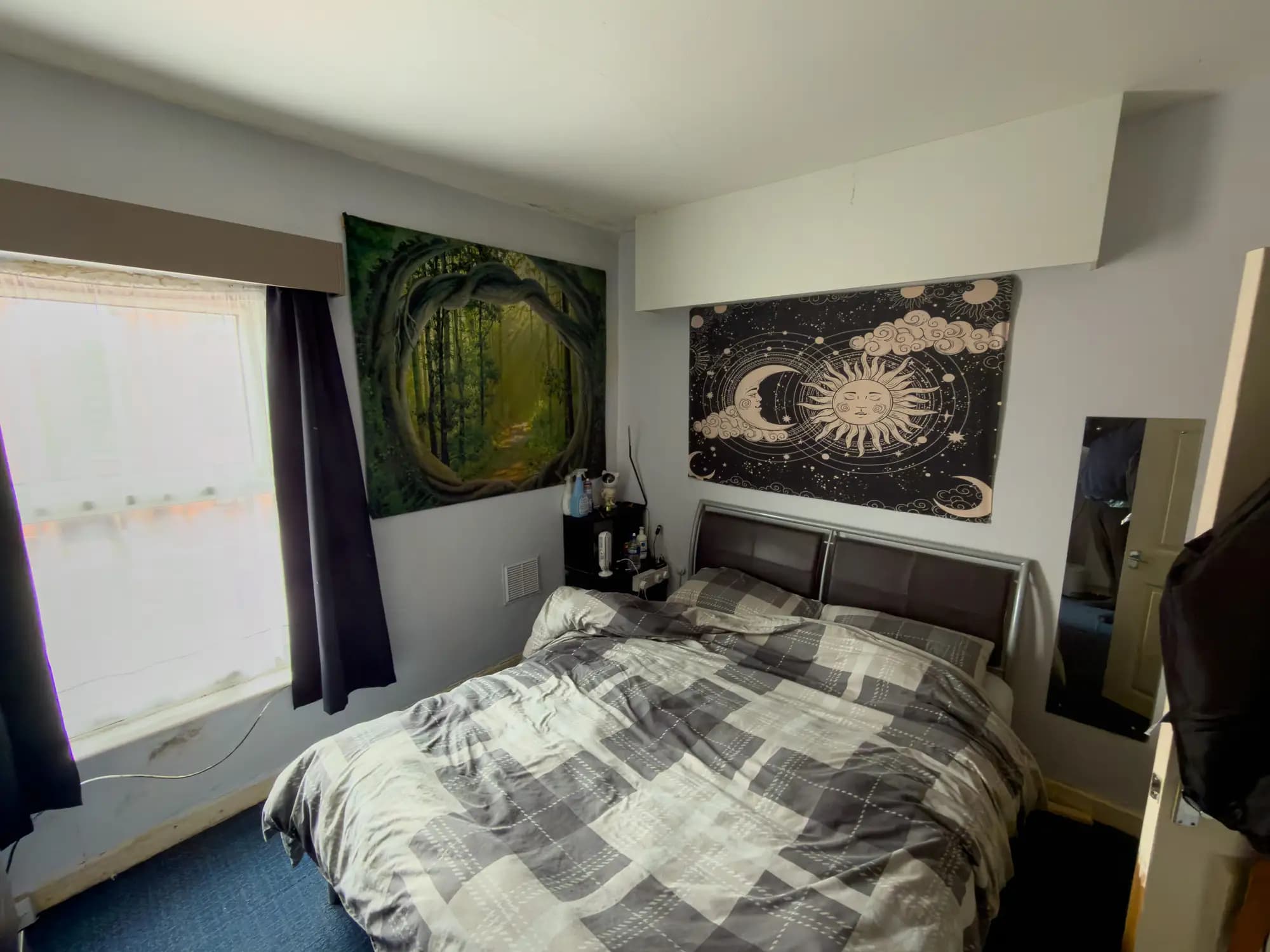 property photo 8 of 16