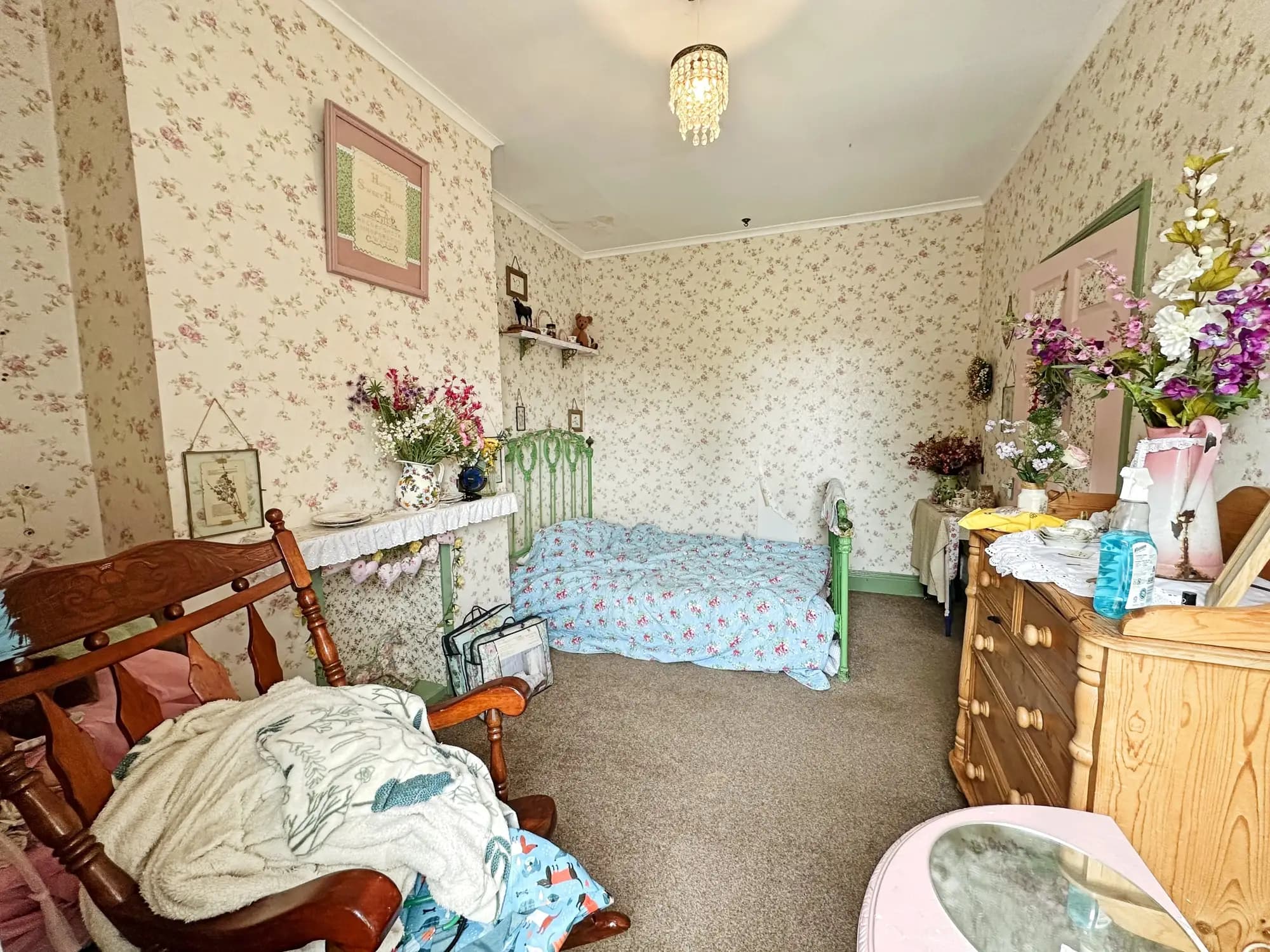 property photo 13 of 26