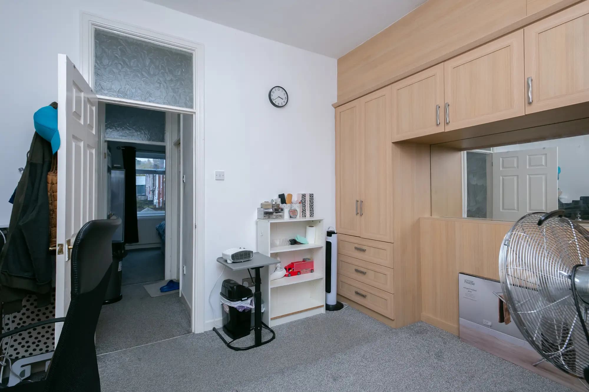 property photo 11 of 22