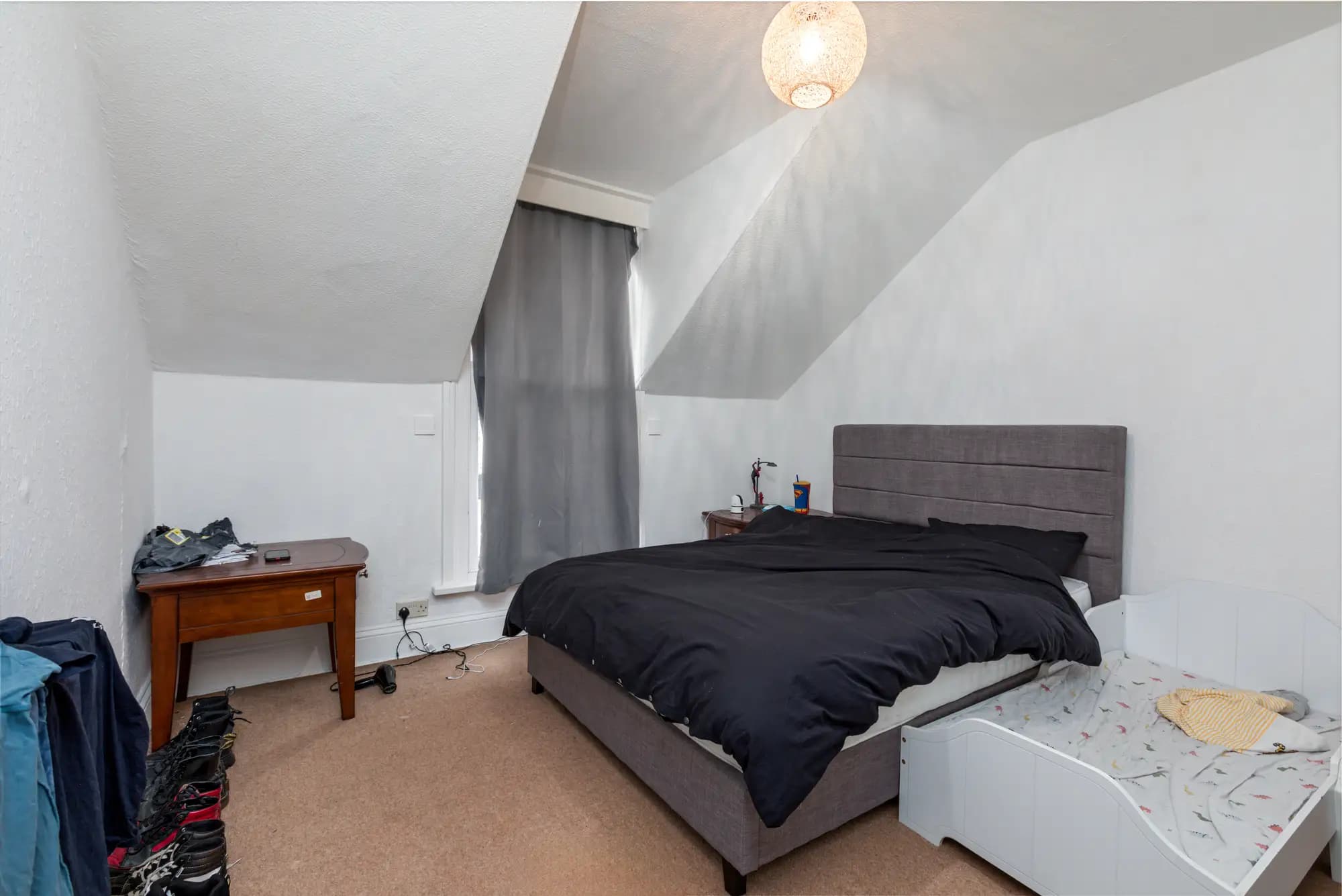 property photo 11 of 18