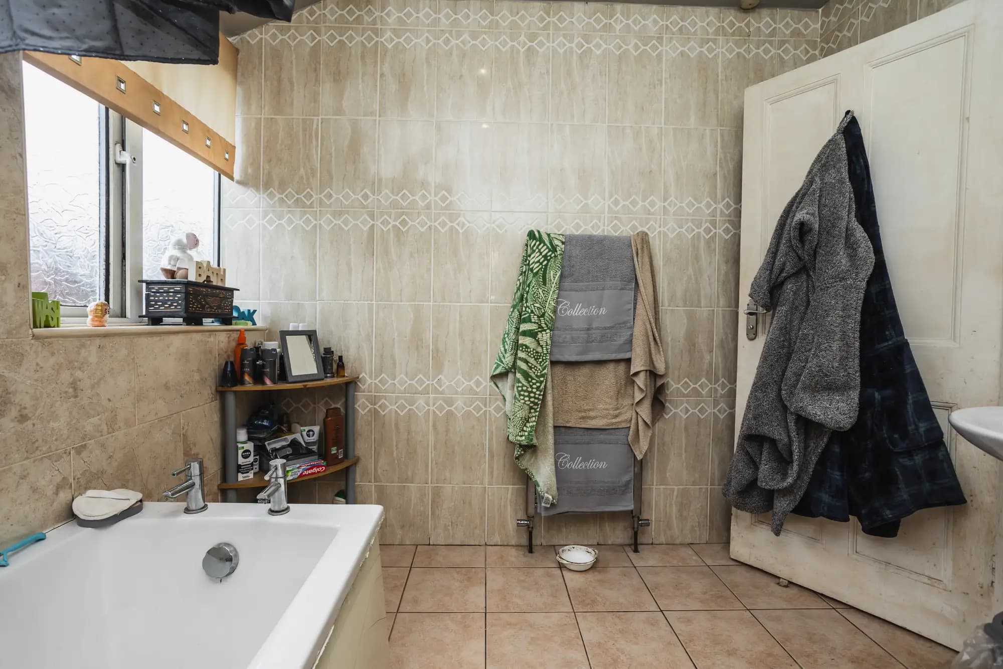 property photo 11 of 19