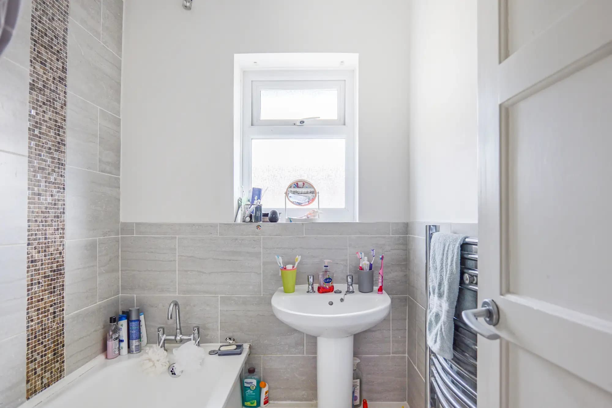 property photo 7 of 23