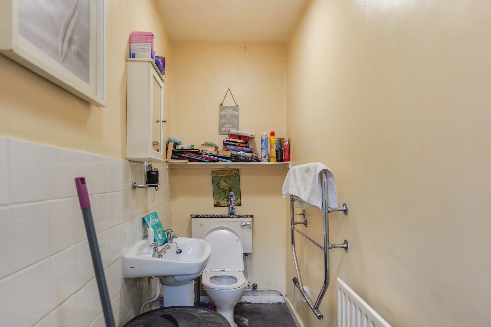 property photo 11 of 17