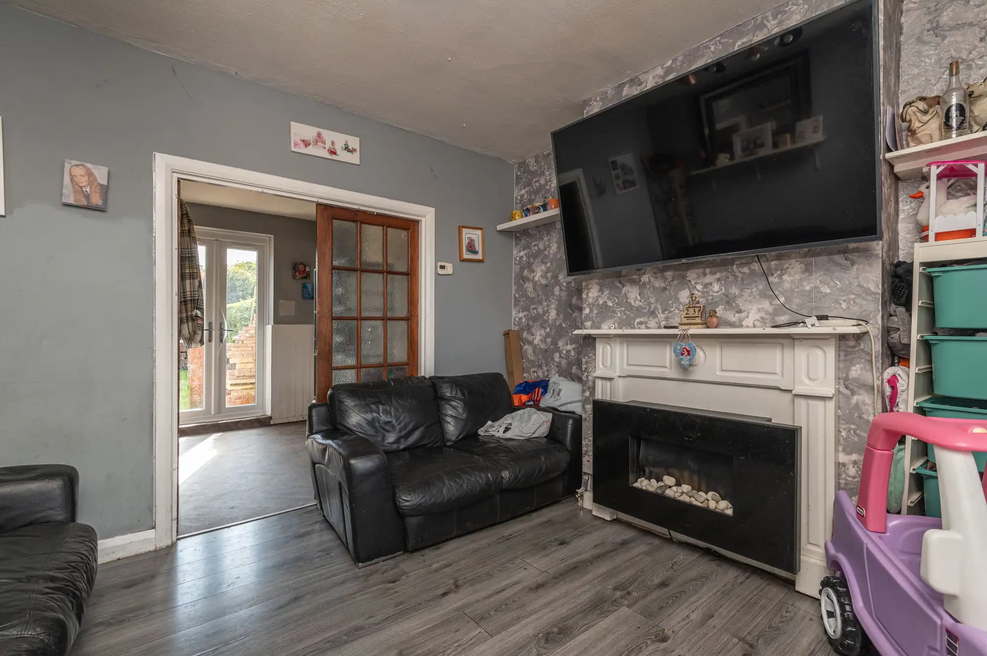 property photo 2 of 20