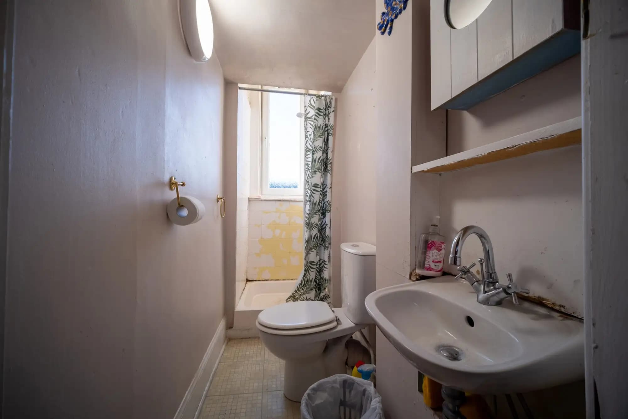 property photo 7 of 15