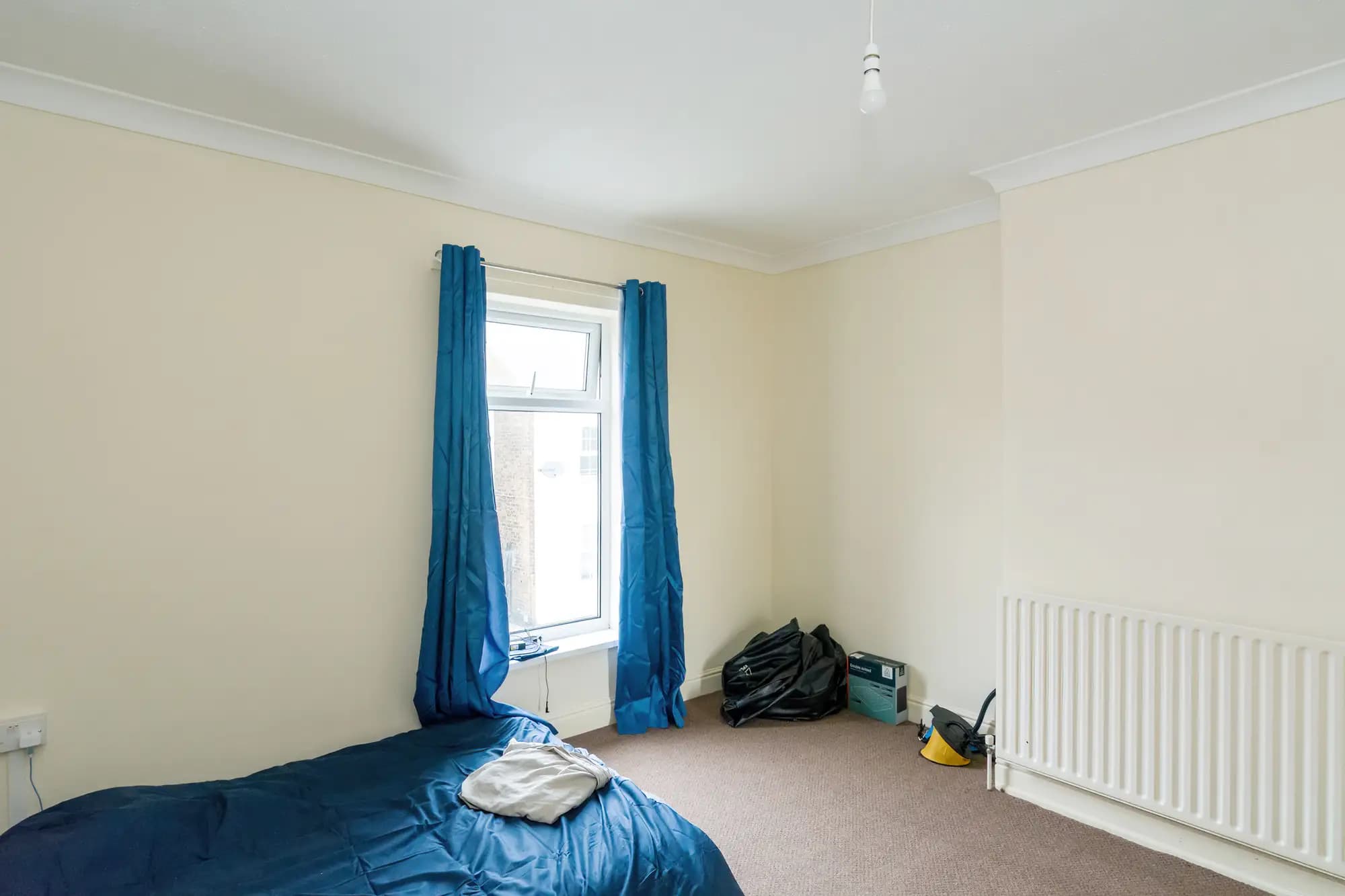 property photo 13 of 17