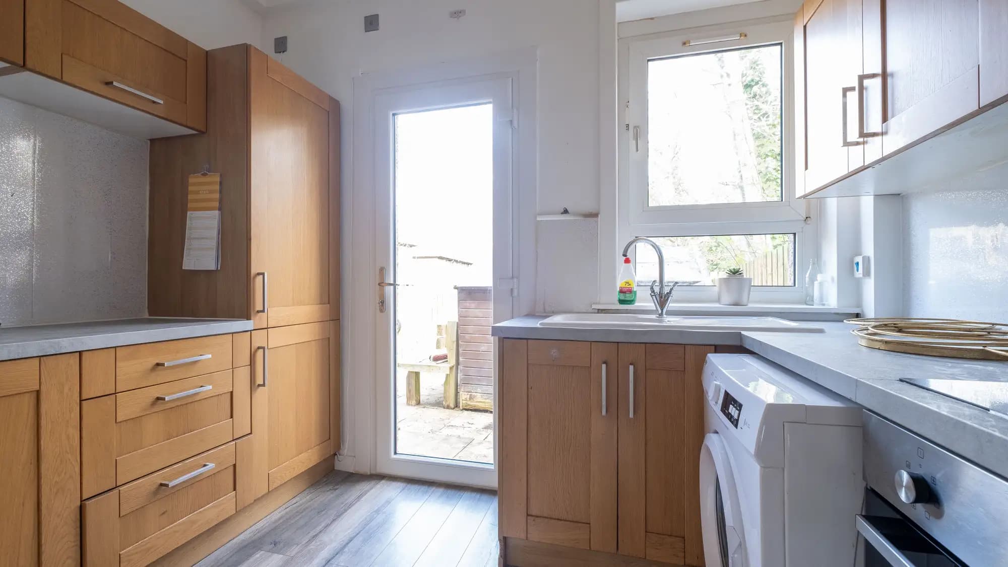 property photo 7 of 25