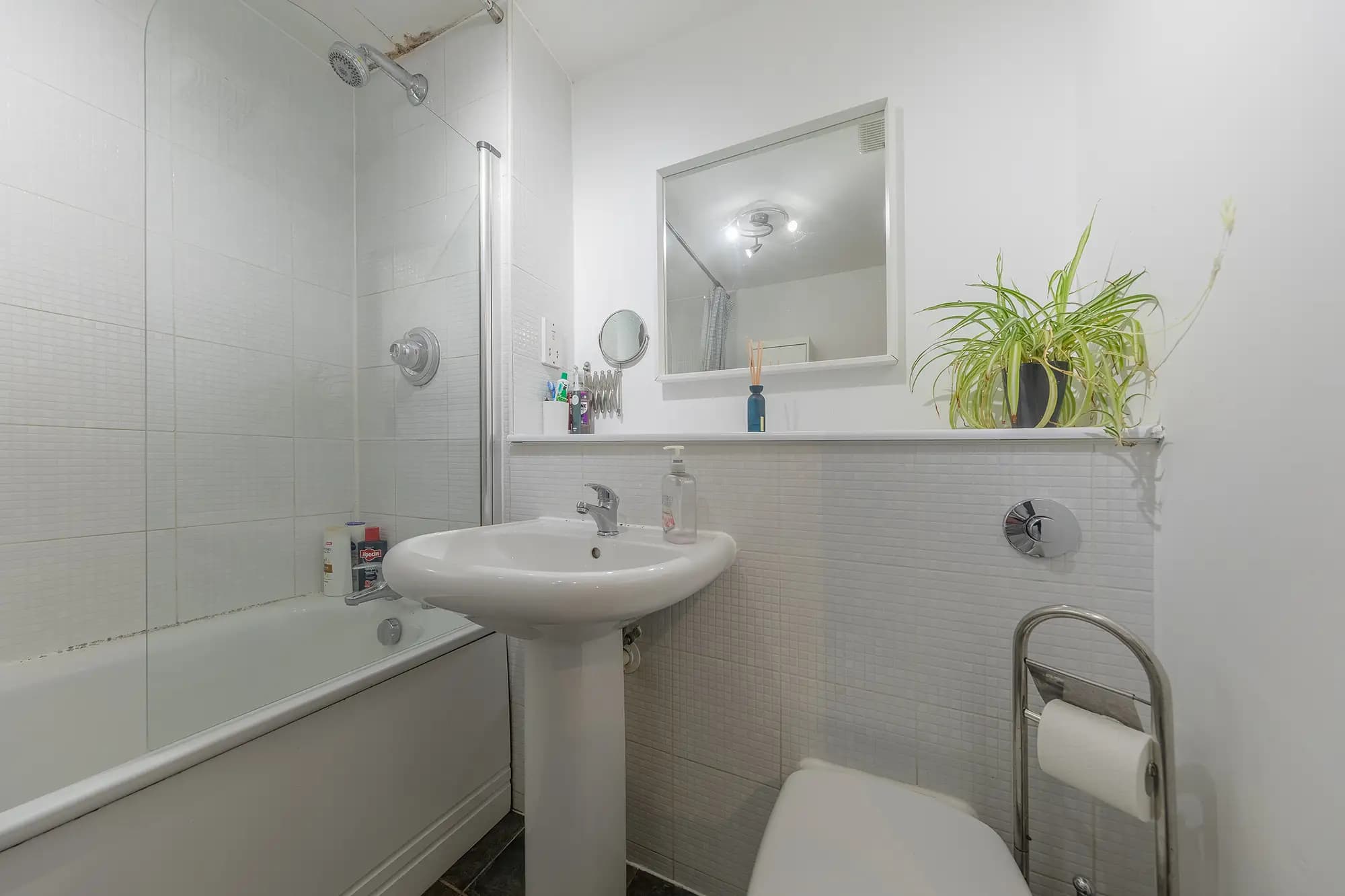 property photo 11 of 20