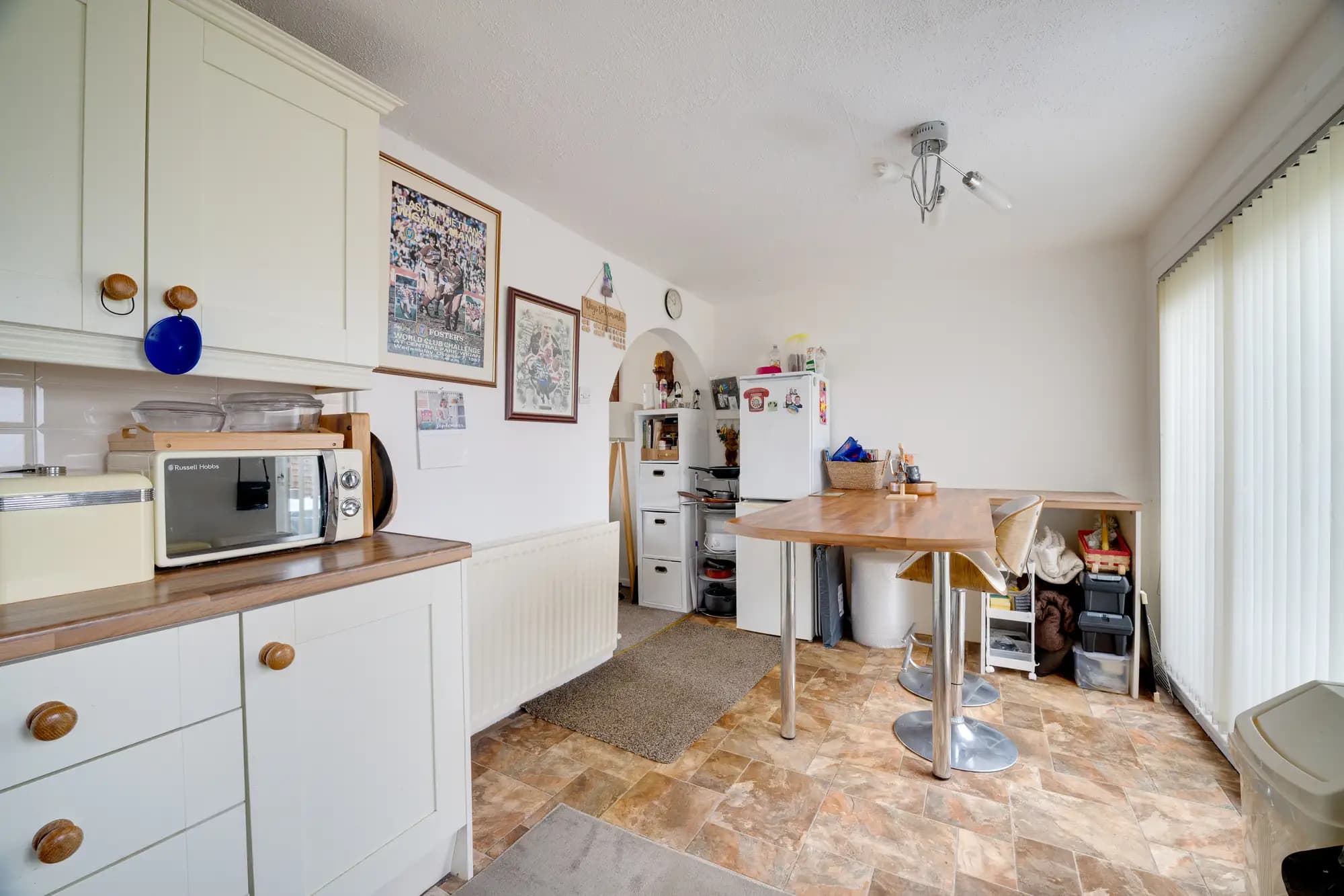 property photo 6 of 13