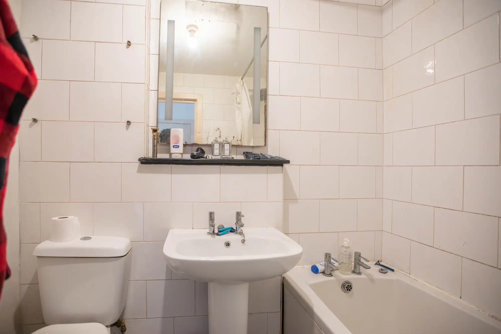 property photo 7 of 13
