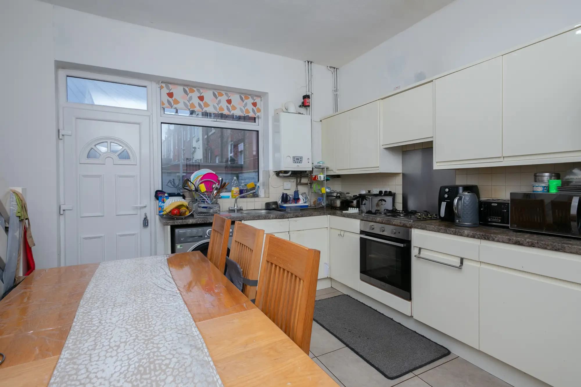 property photo 7 of 22