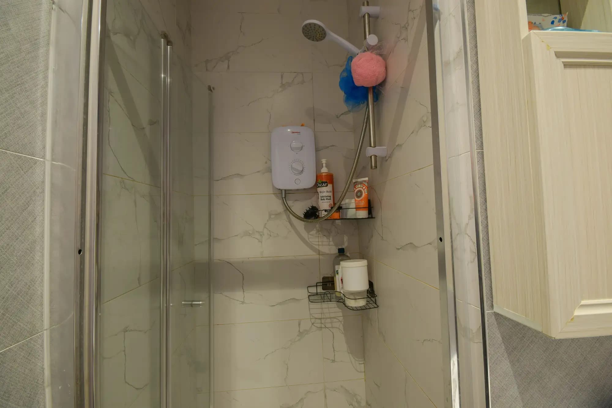 property photo 7 of 10
