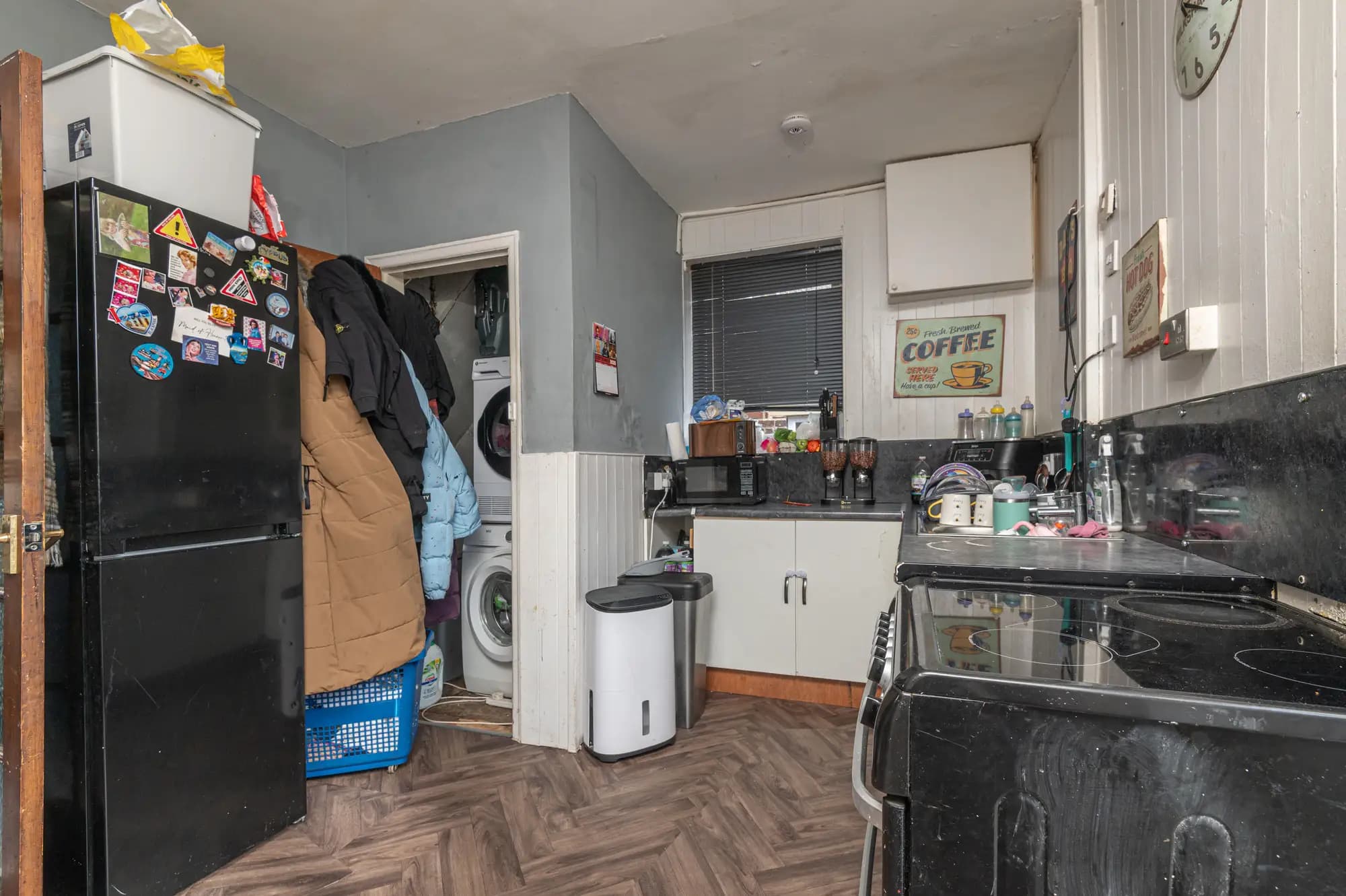 property photo 6 of 20