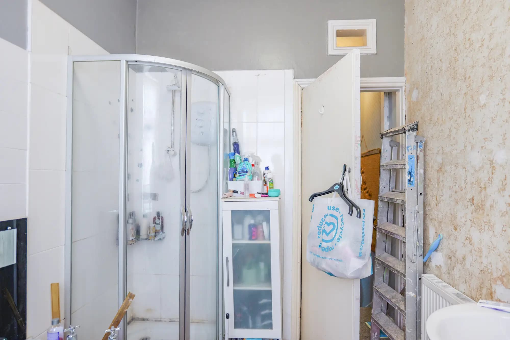 property photo 10 of 27