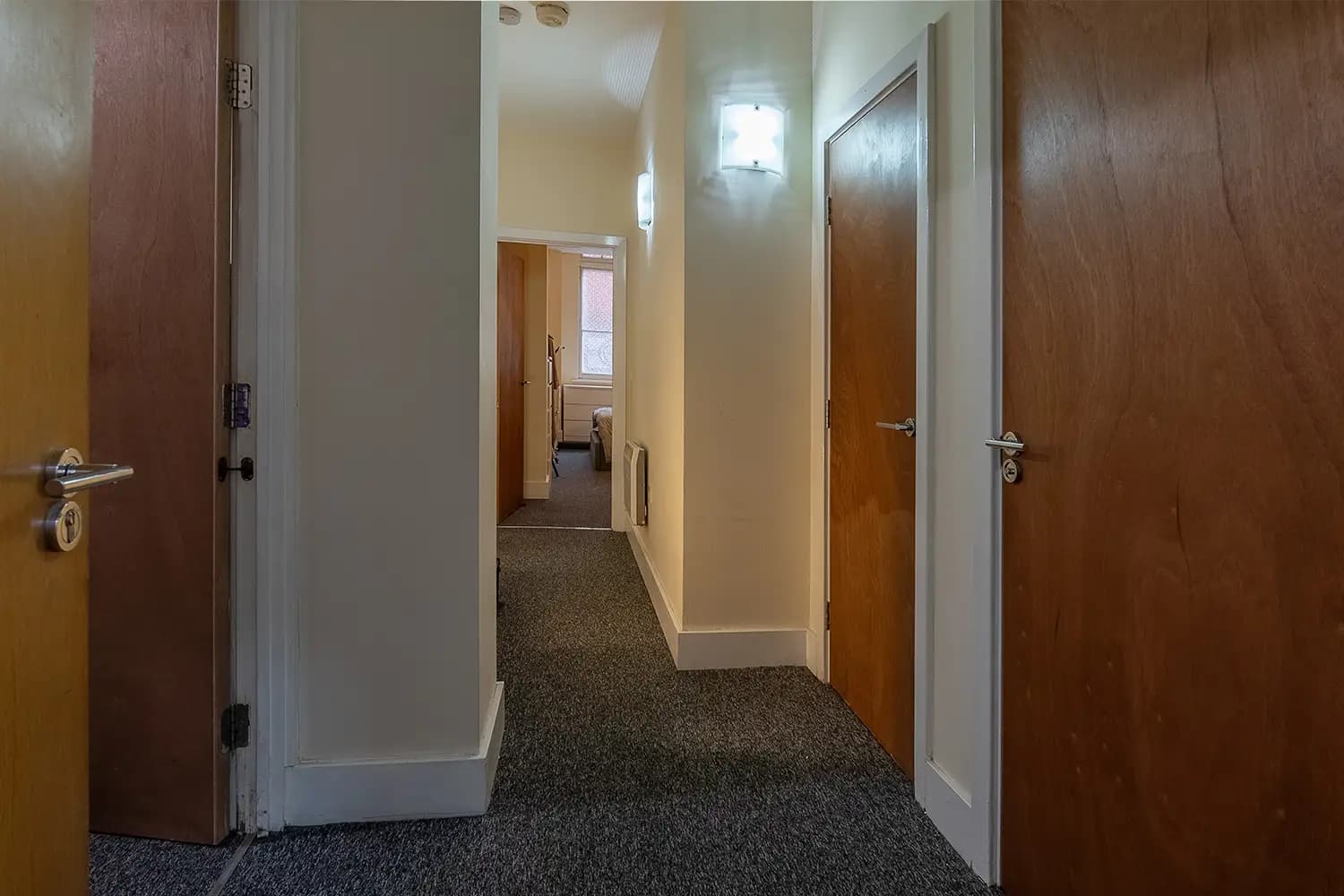 property photo 18 of 27