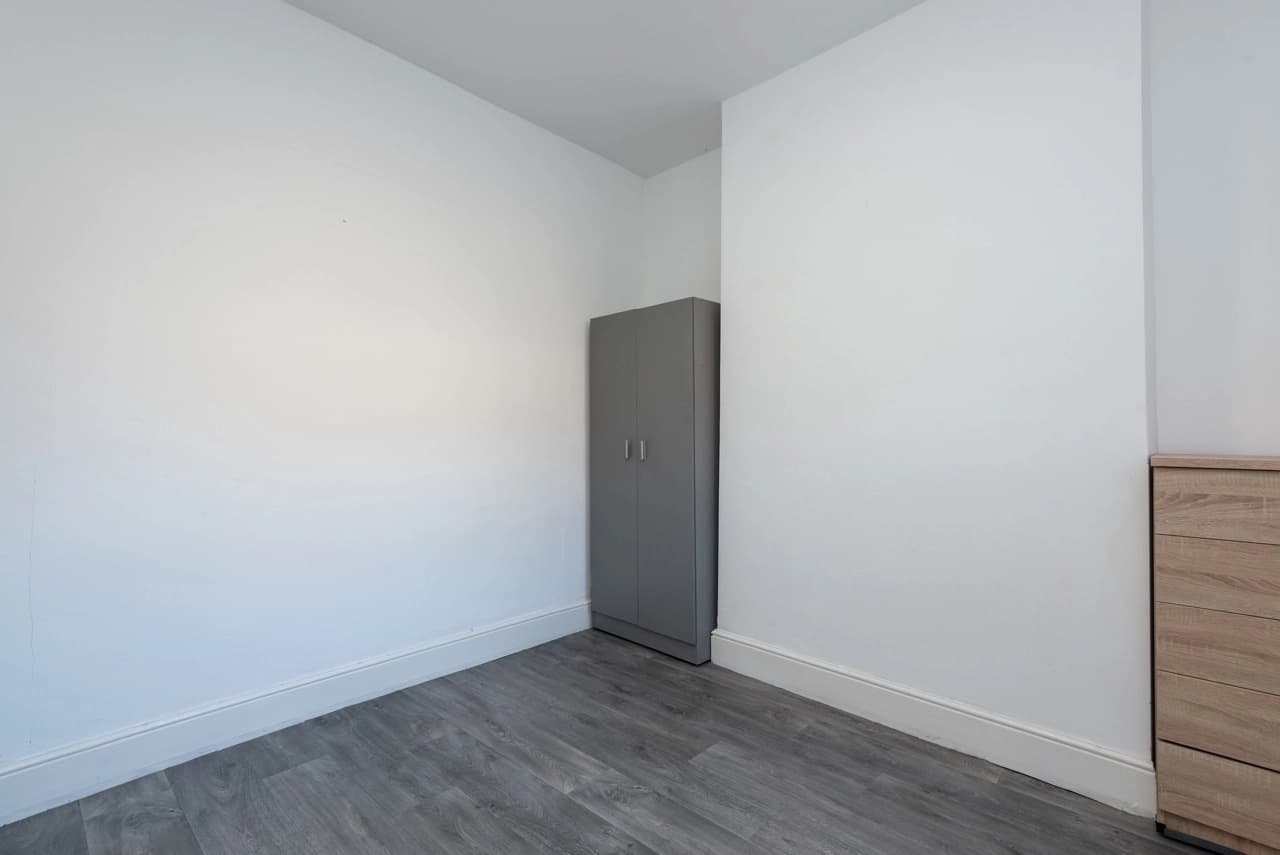 property photo 36 of 40