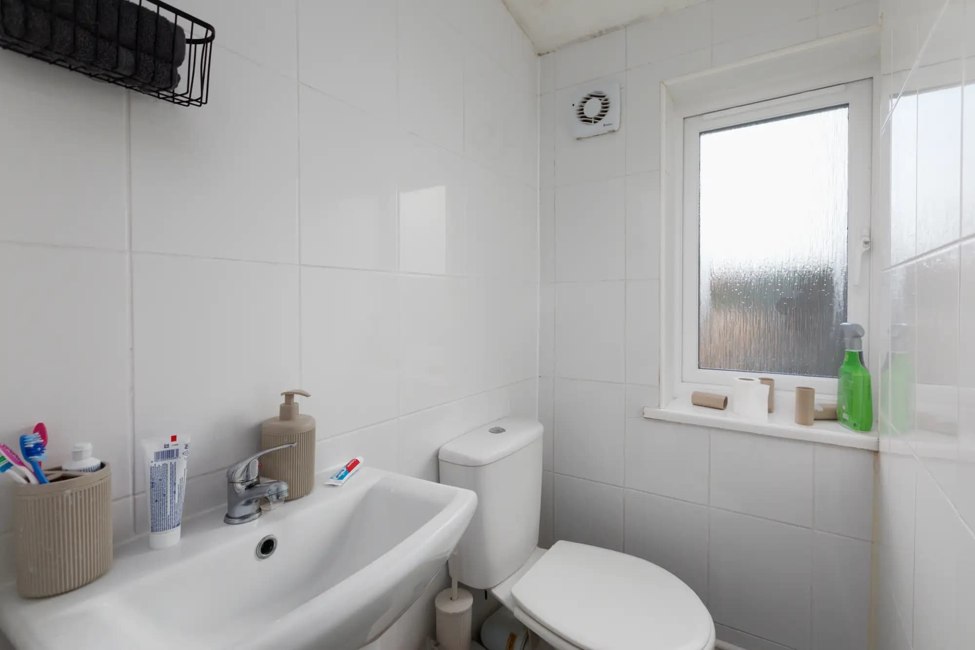 property photo 9 of 22