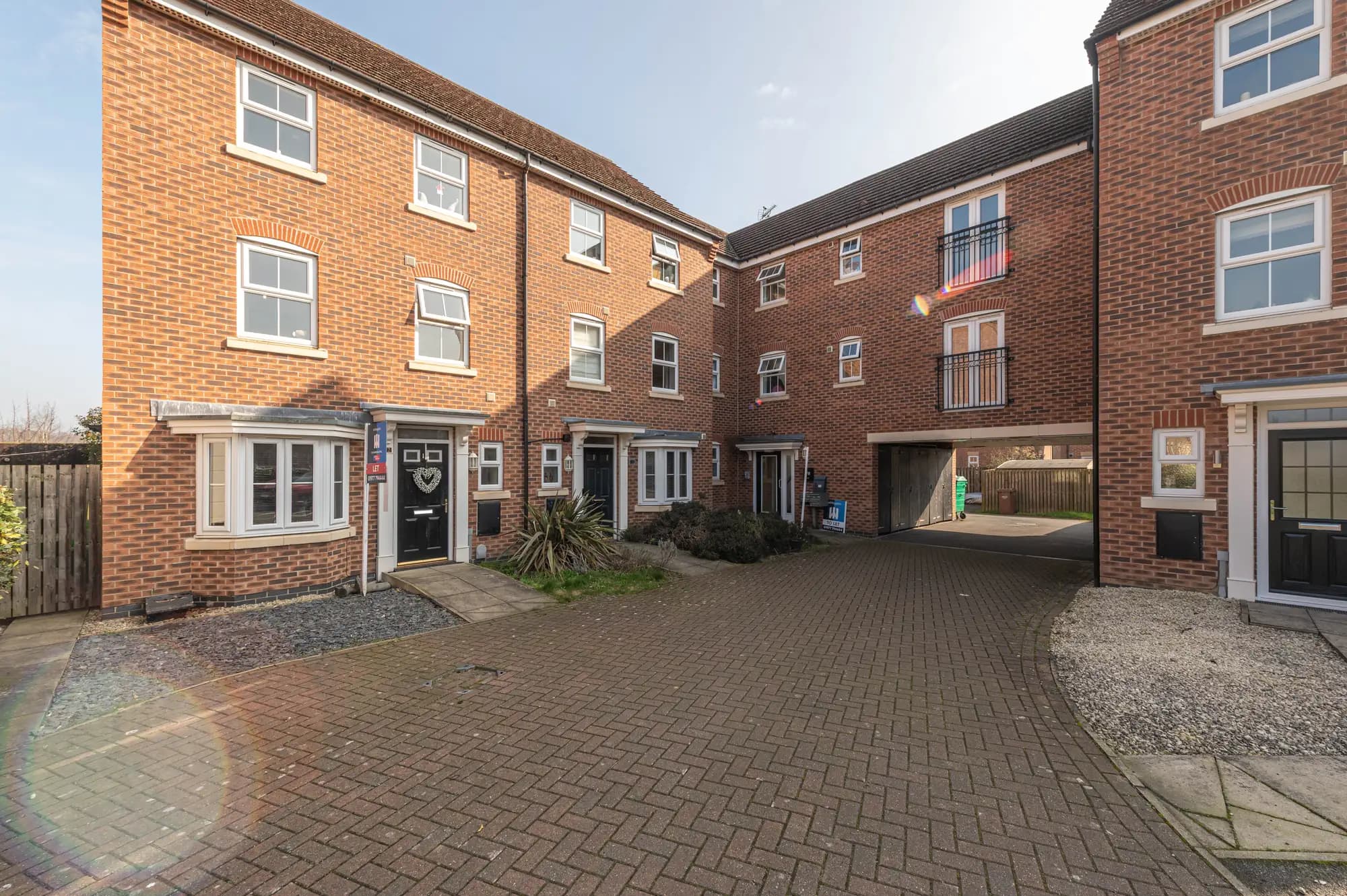 property photo 10 of 12