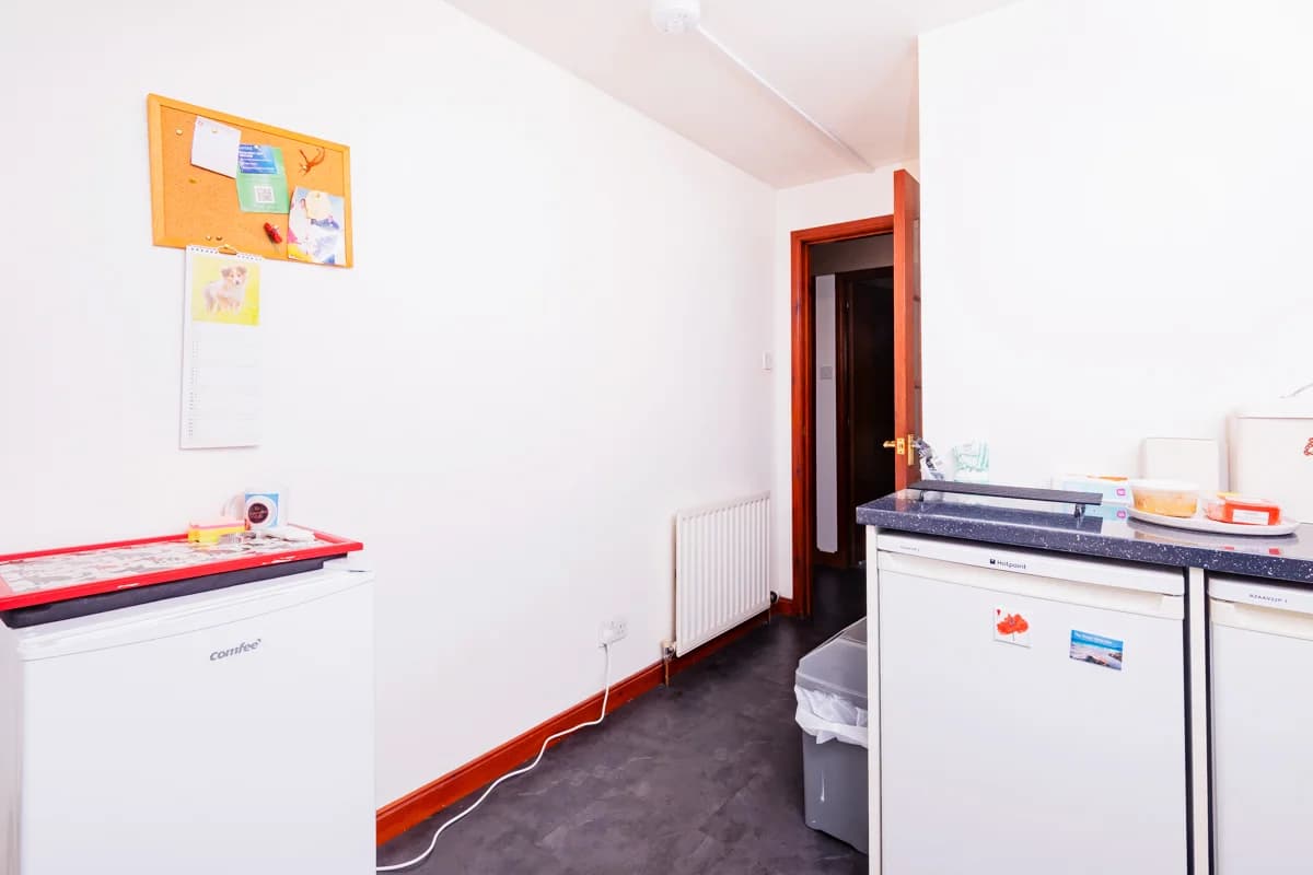property photo 9 of 19