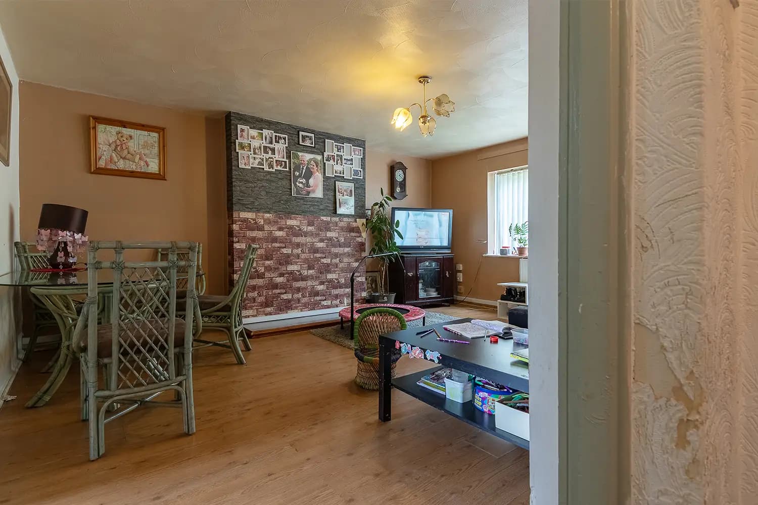 property photo 5 of 27