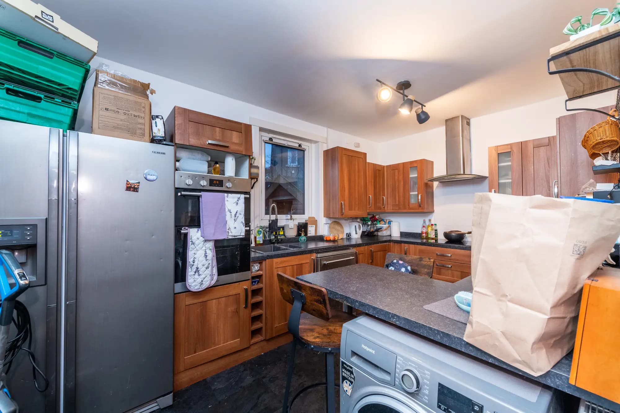 property photo 9 of 34