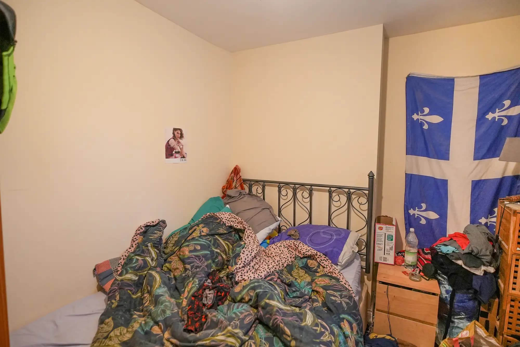 property photo 16 of 27