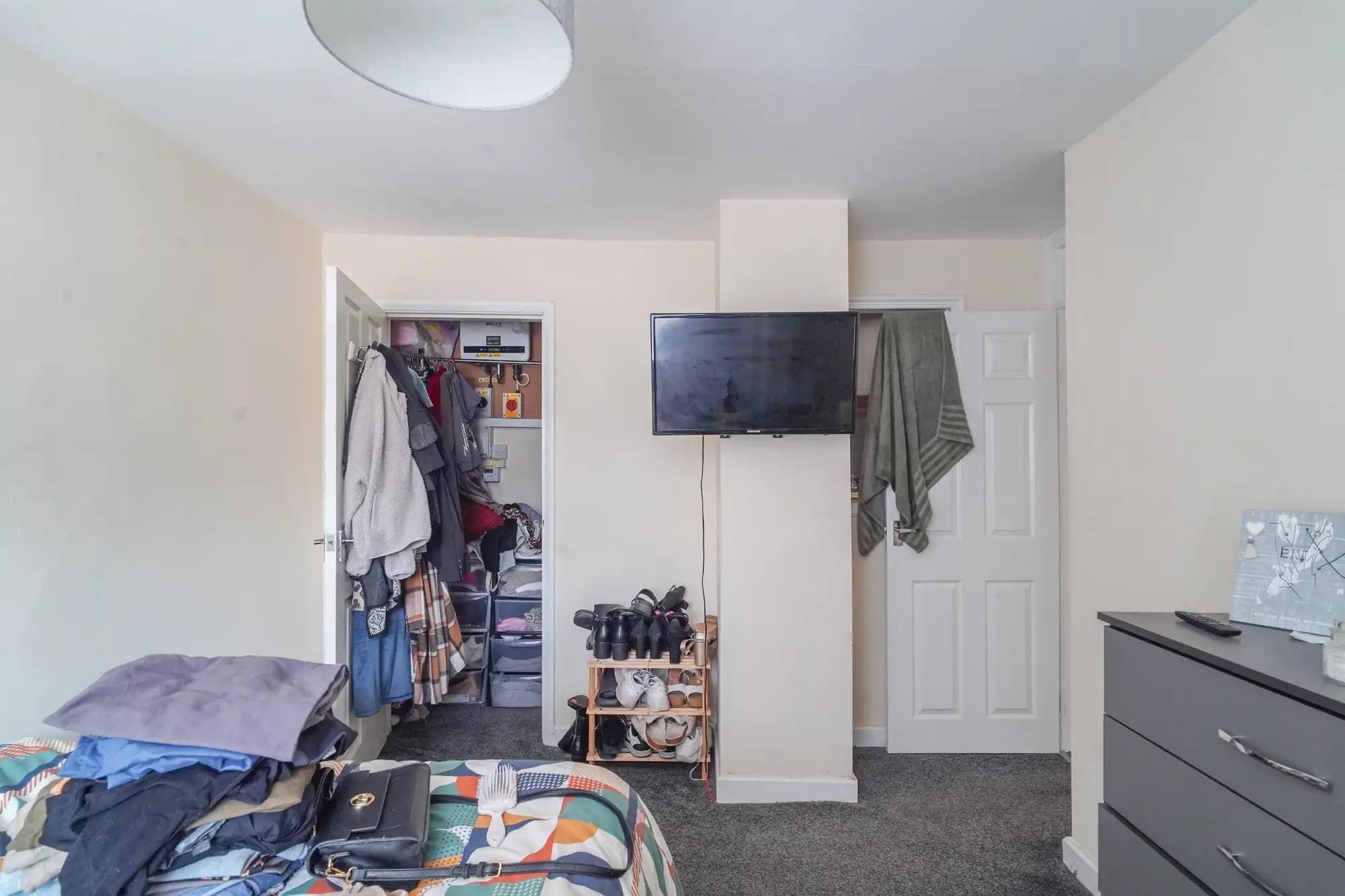property photo 9 of 20