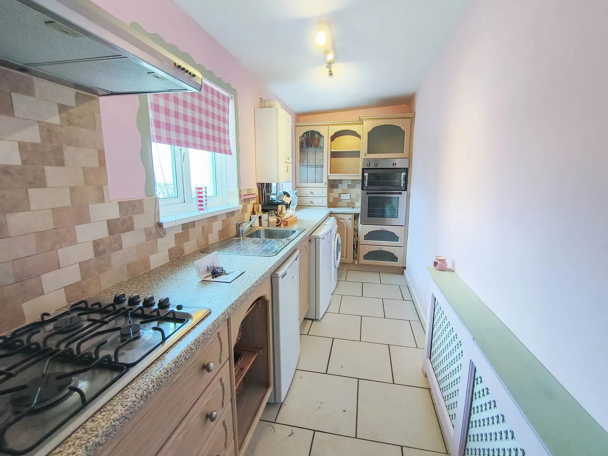 property photo 5 of 16