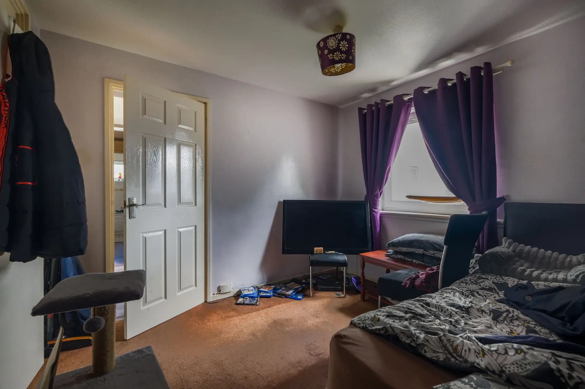 property photo 10 of 16
