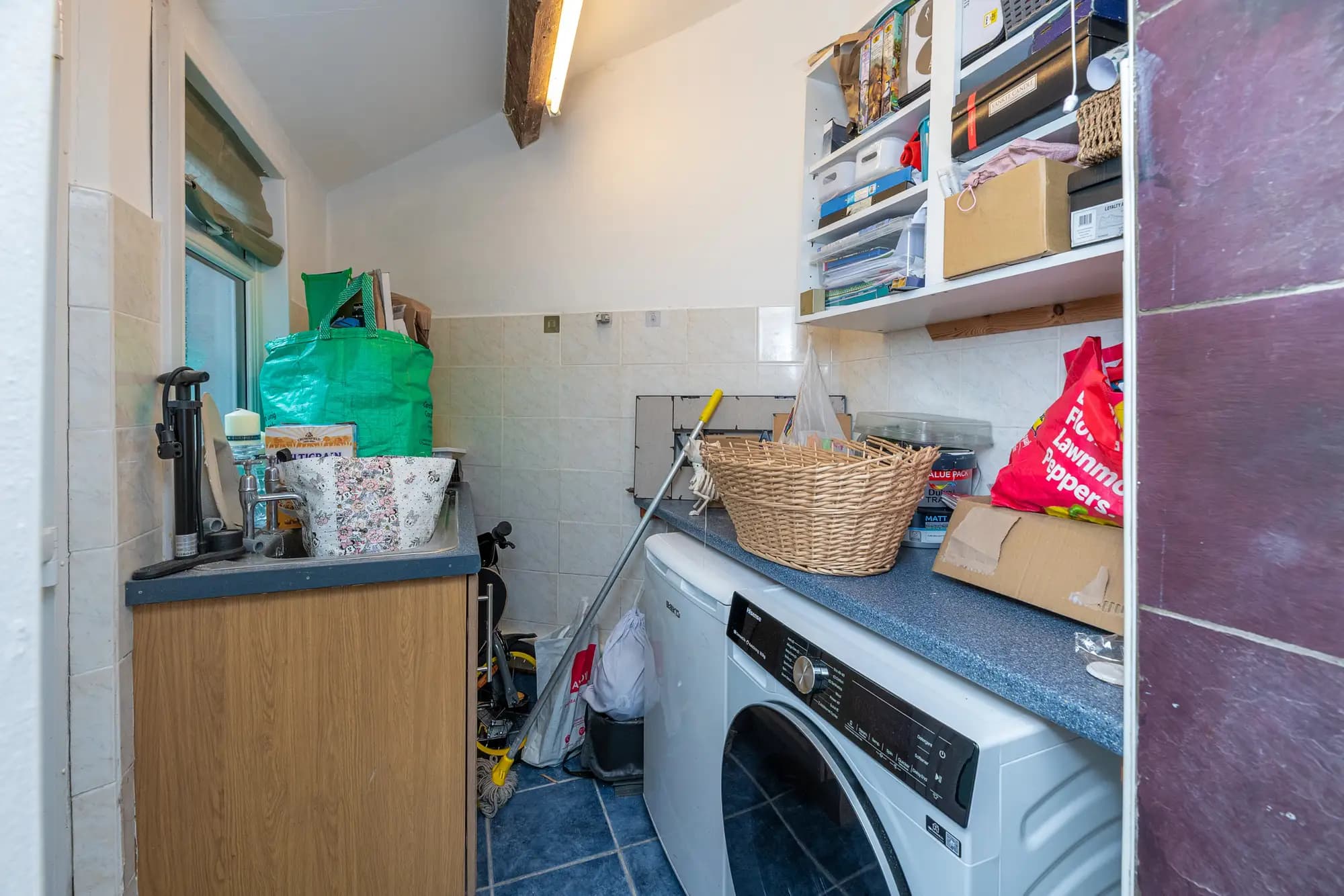 property photo 7 of 16