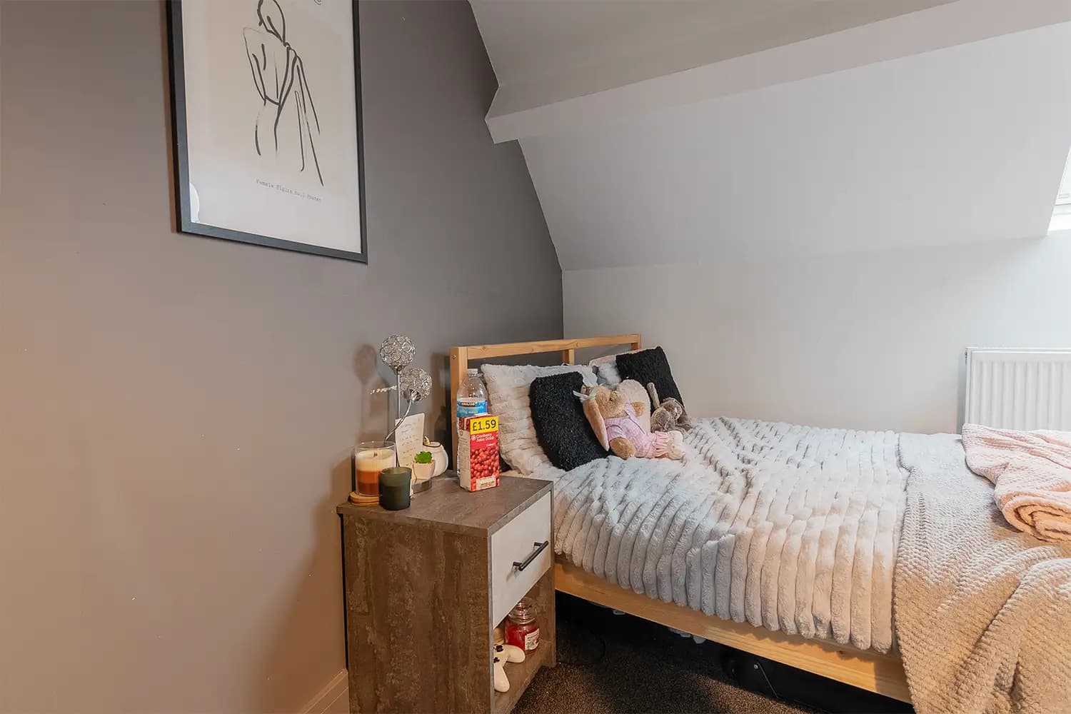 property photo 25 of 42