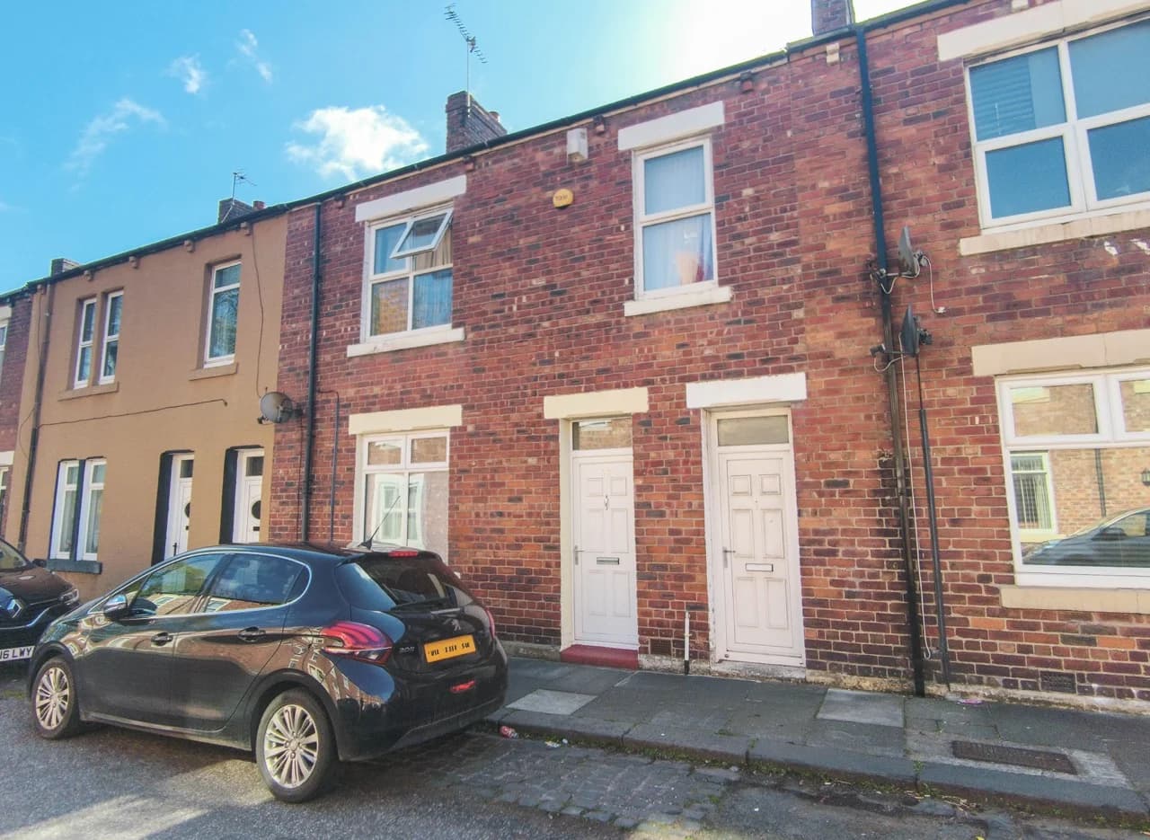 property photo 1 of 16