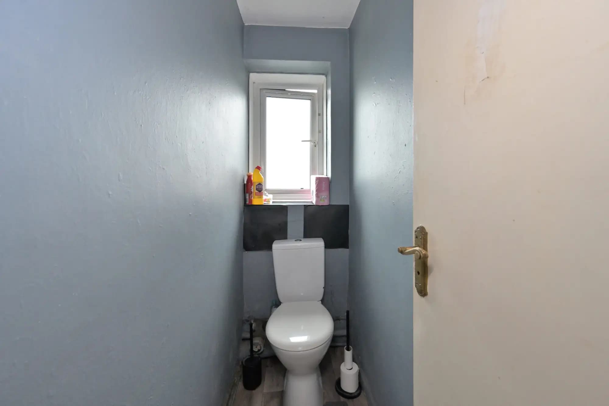 property photo 10 of 20