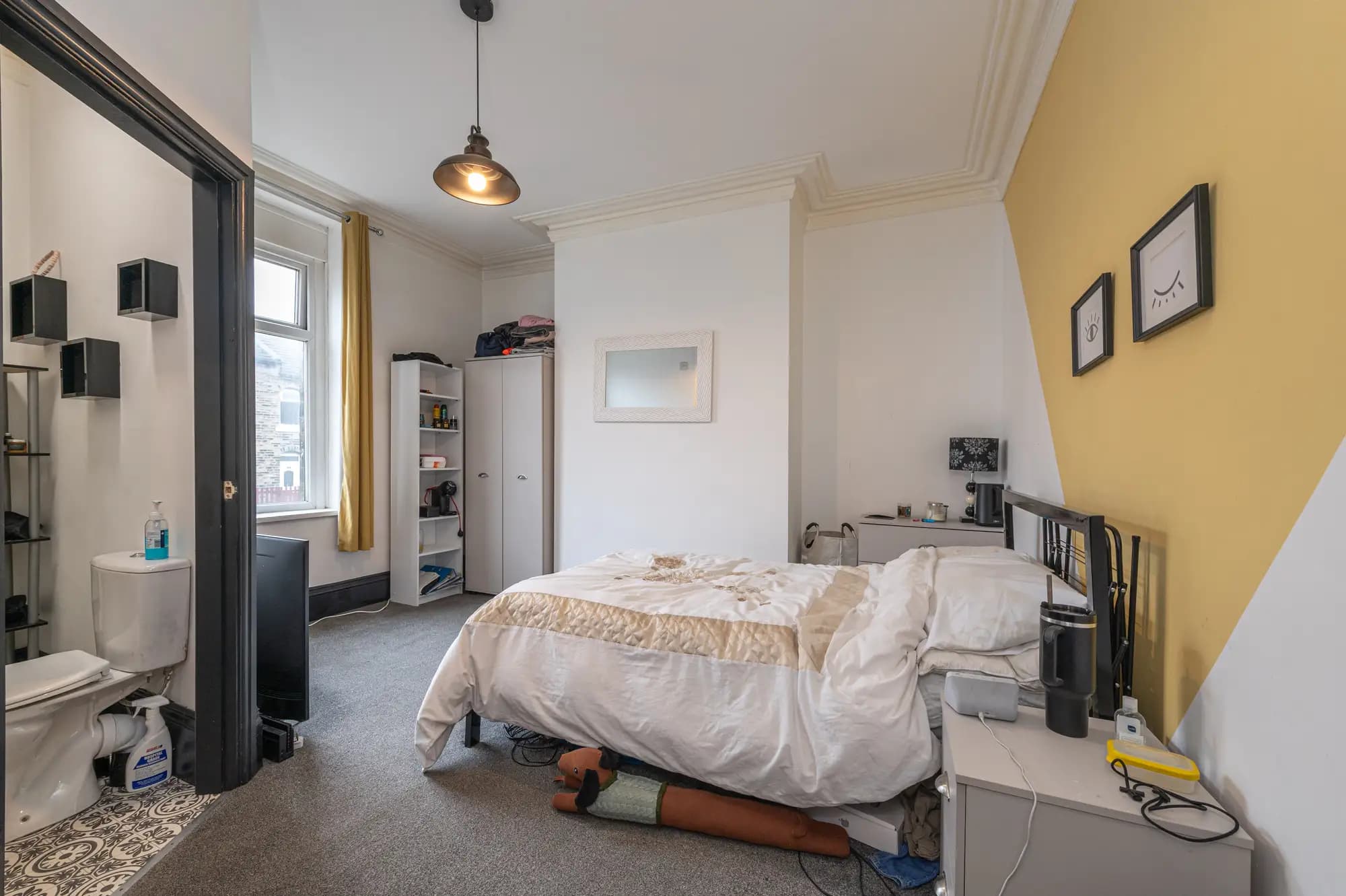 property photo 10 of 19