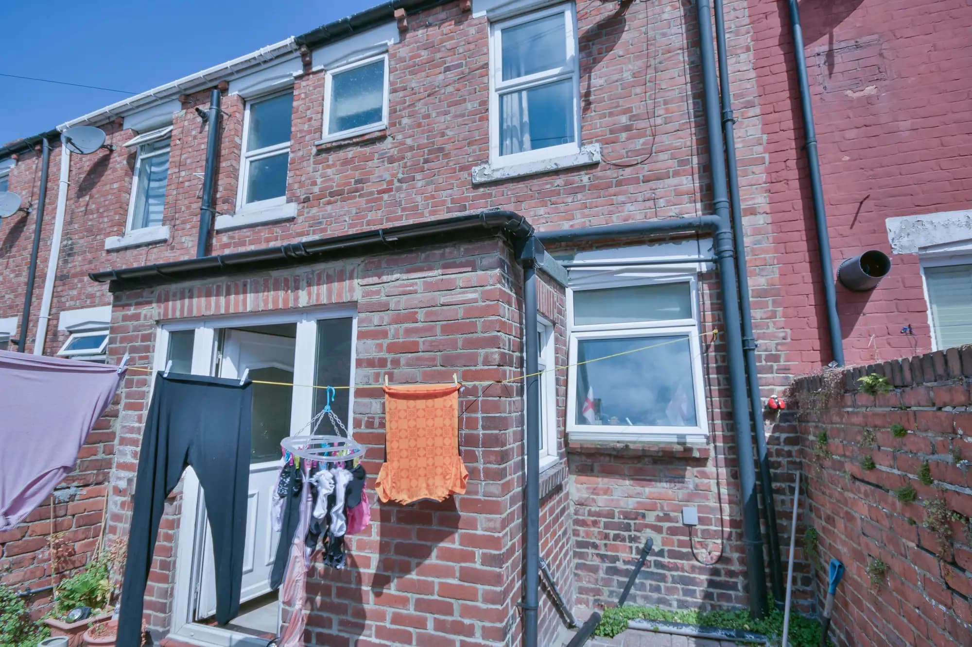 property photo 15 of 16