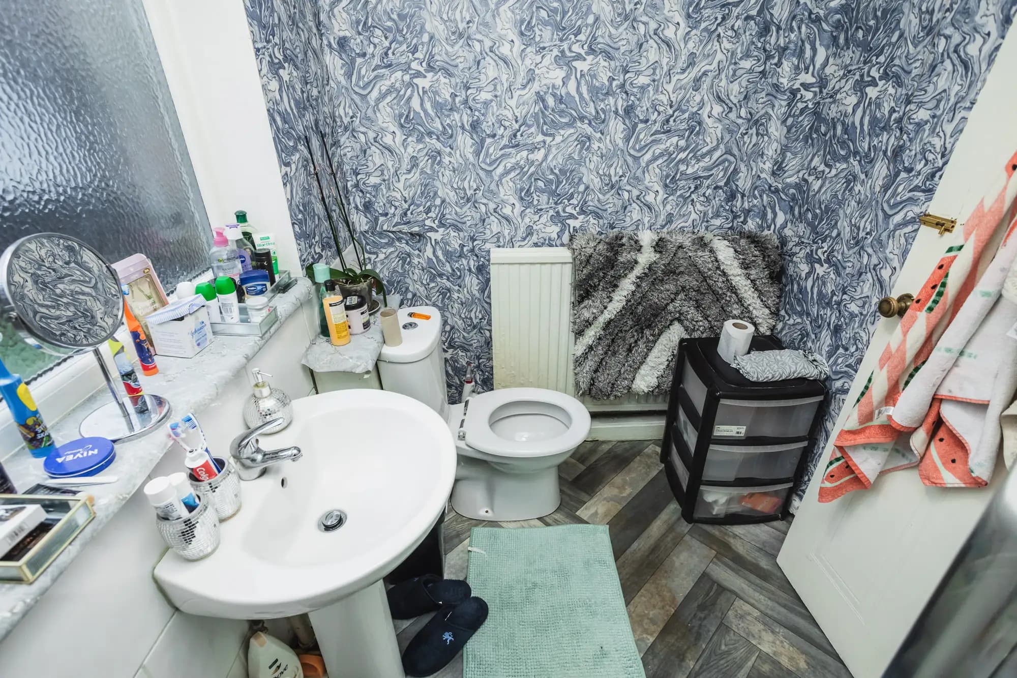 property photo 9 of 16