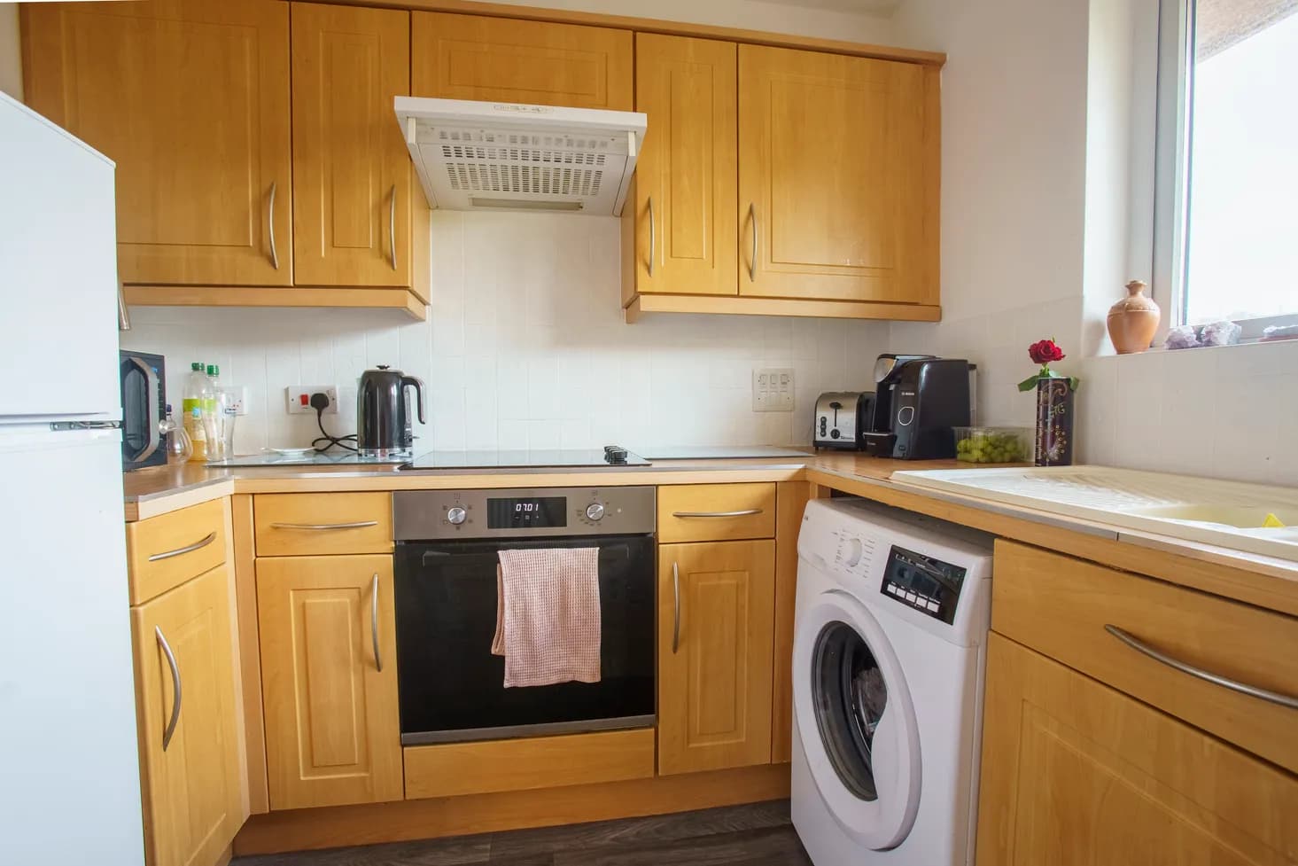 property photo 7 of 16