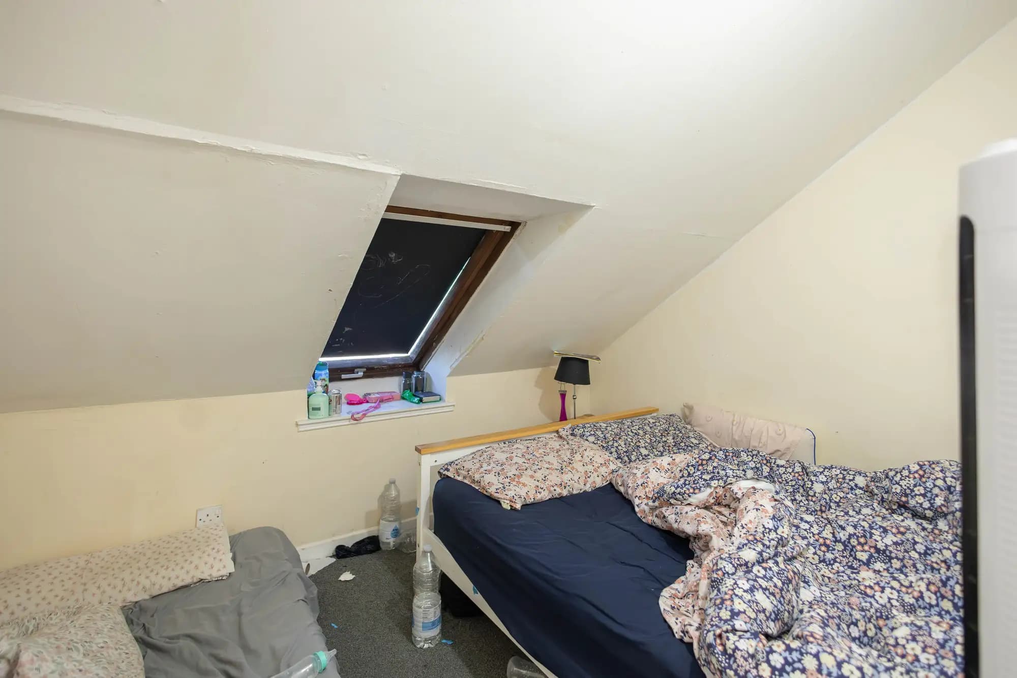 property photo 5 of 9