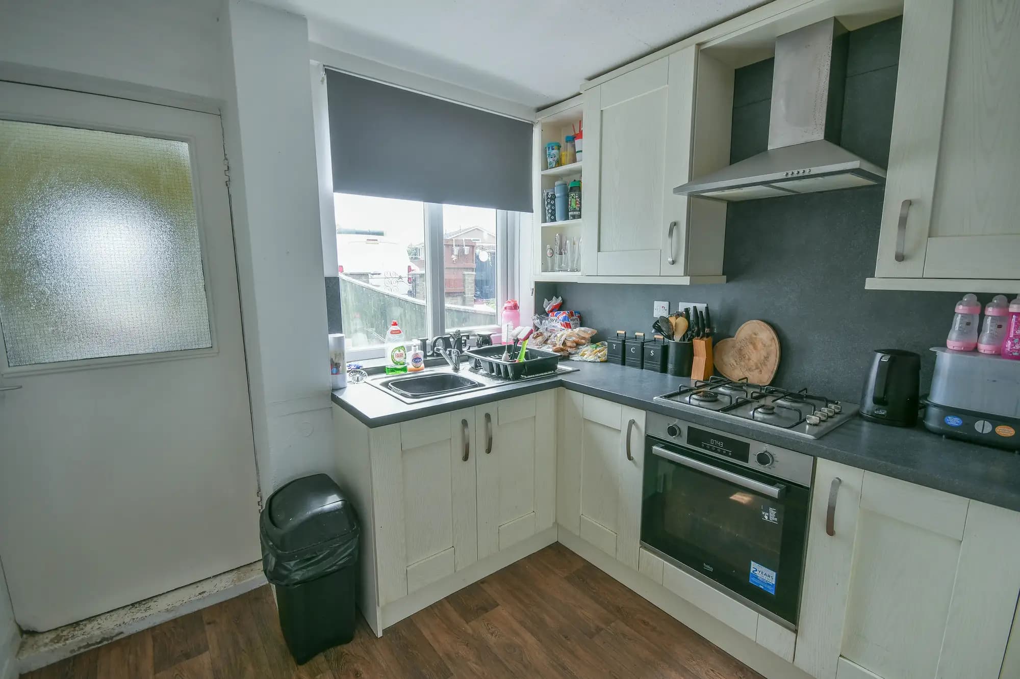 property photo 6 of 27