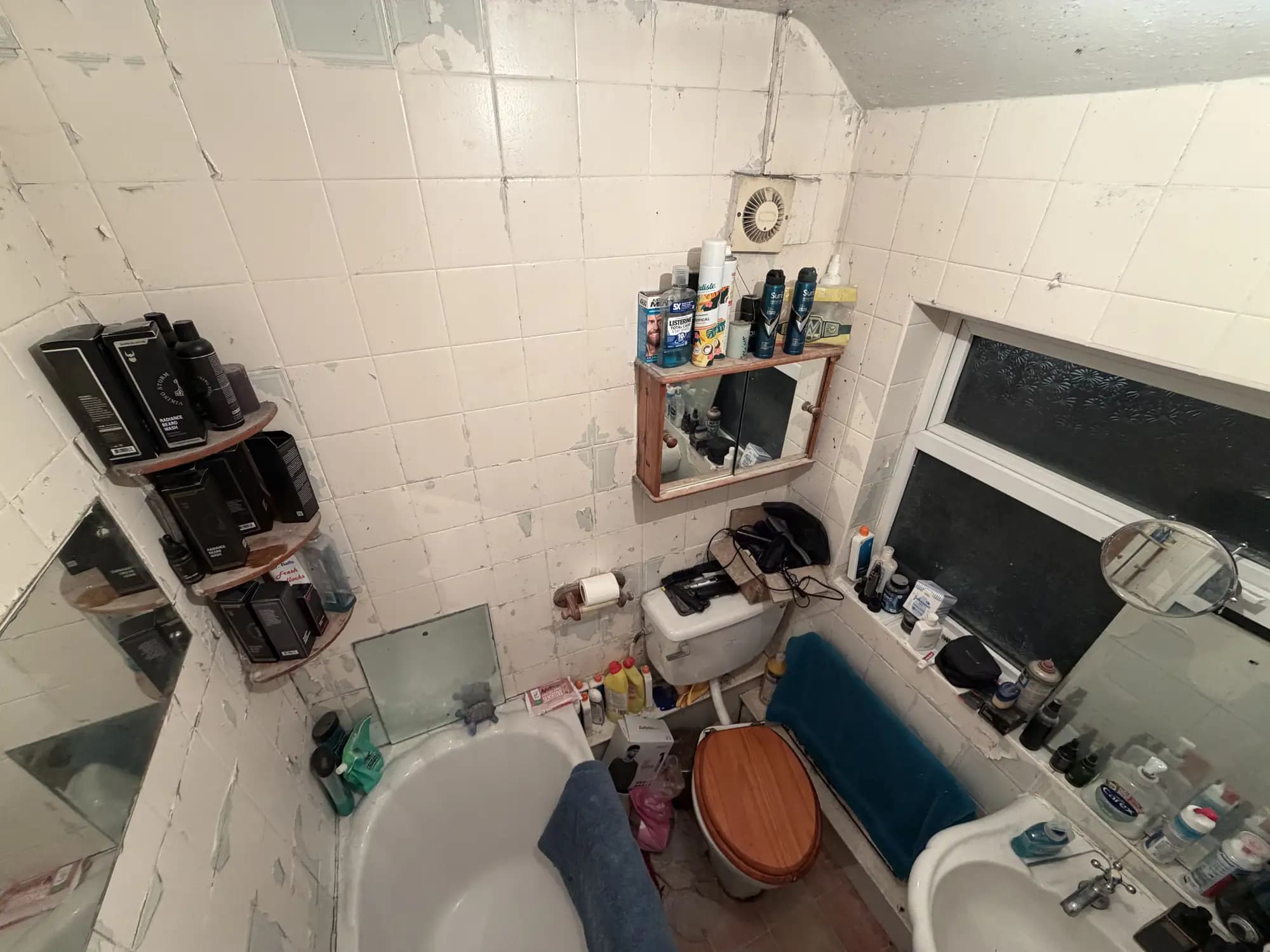 property photo 8 of 16