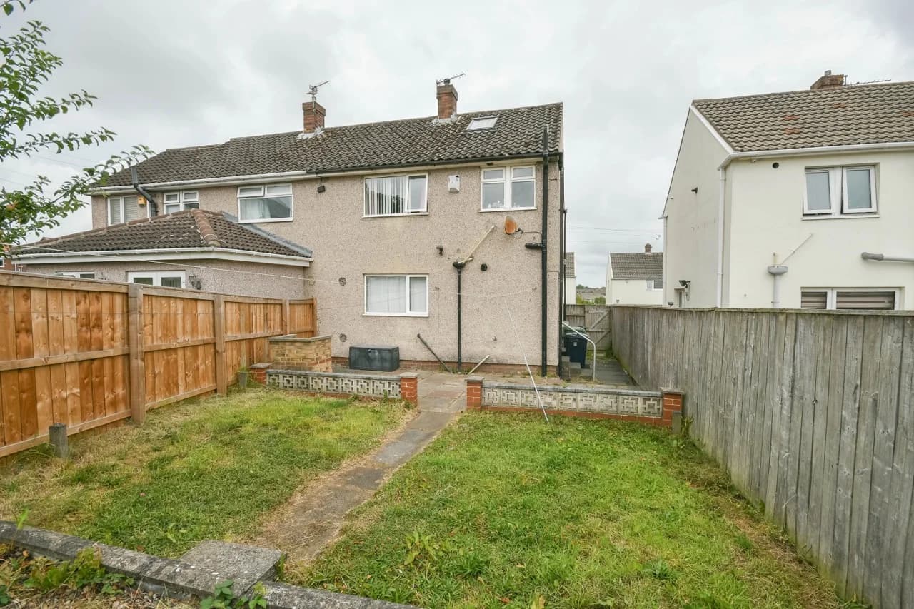 property photo 18 of 19