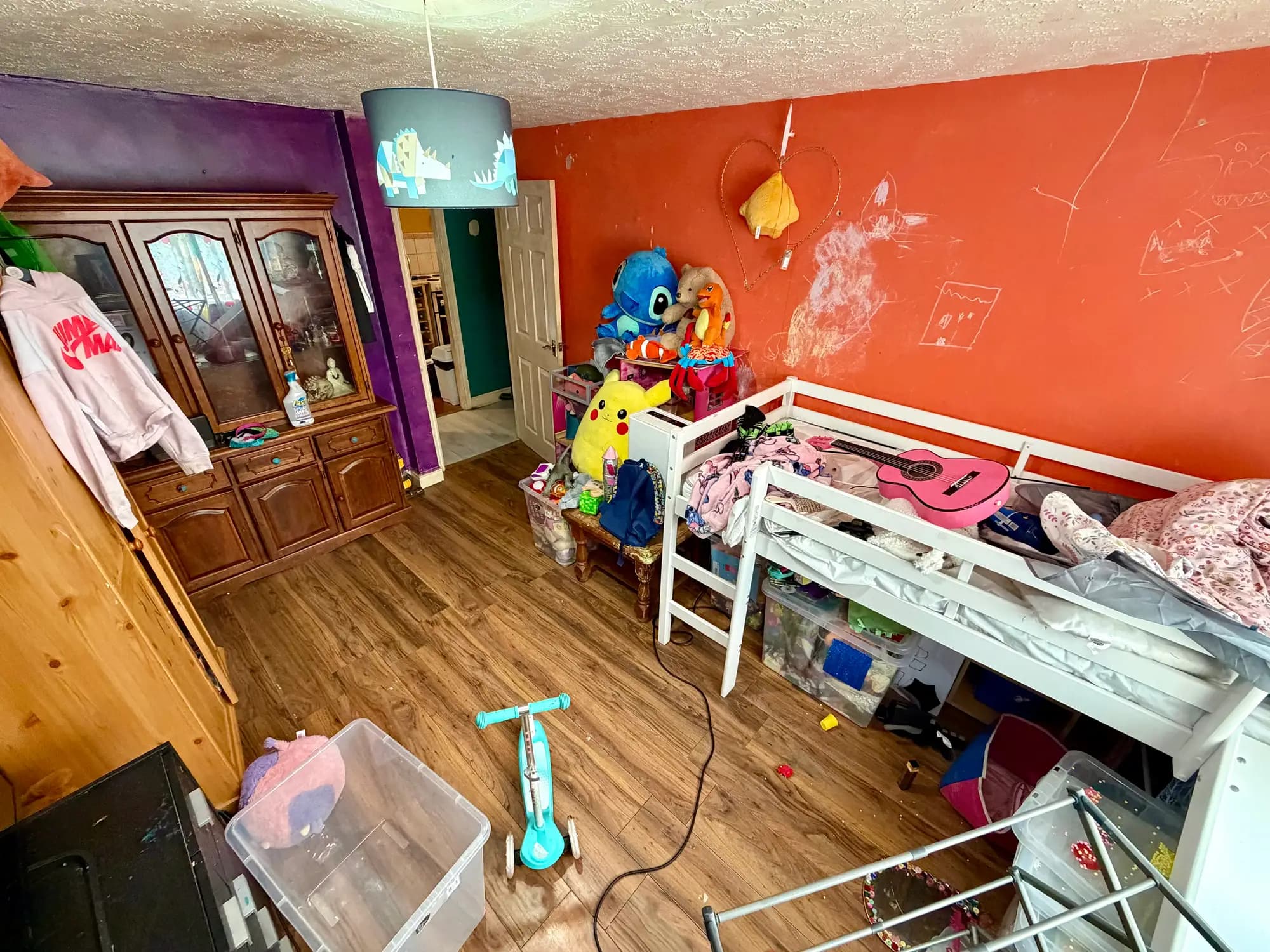 property photo 13 of 28