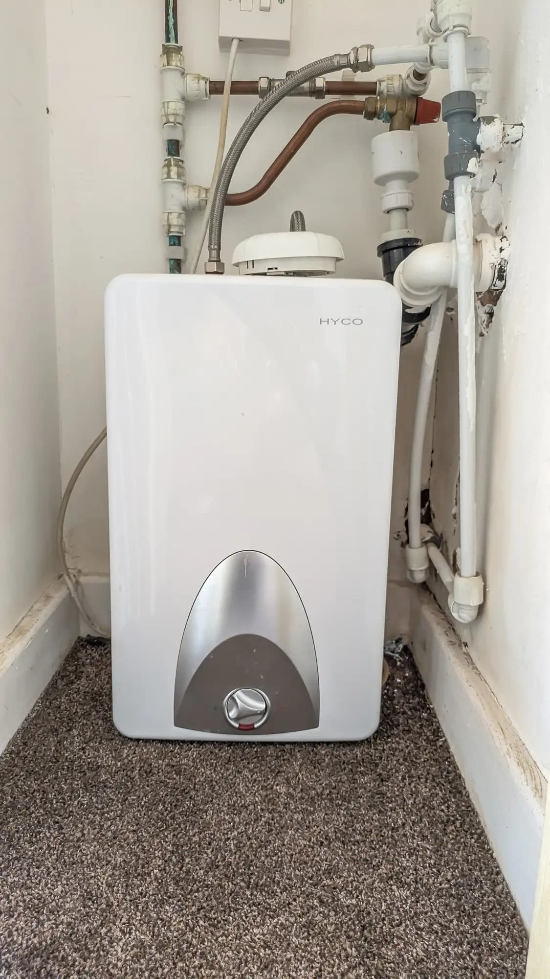 property photo 11 of 14